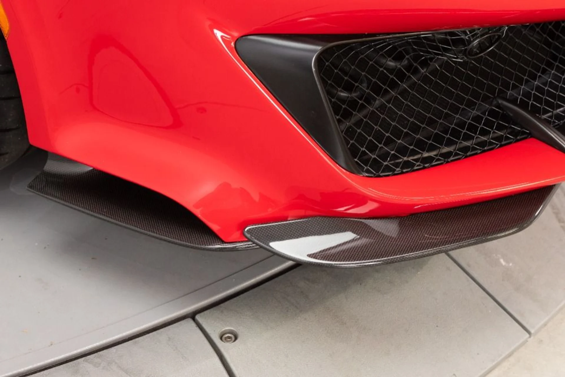 mph021_948231241_Used_2020_Ferrari_488_Pista_9916cda2db