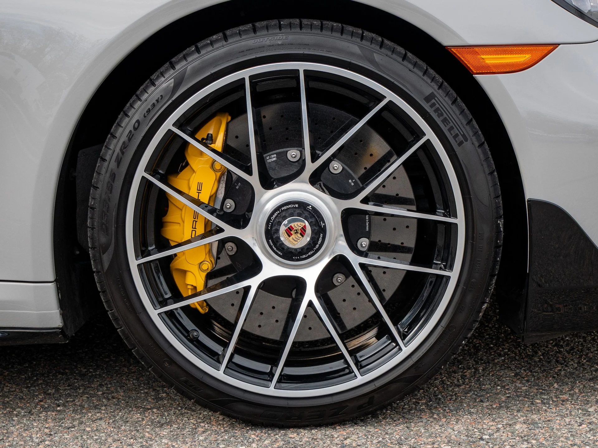 mph021_949462616_1dd05f723597d81a37e9461549c7e690x_aea2989b52