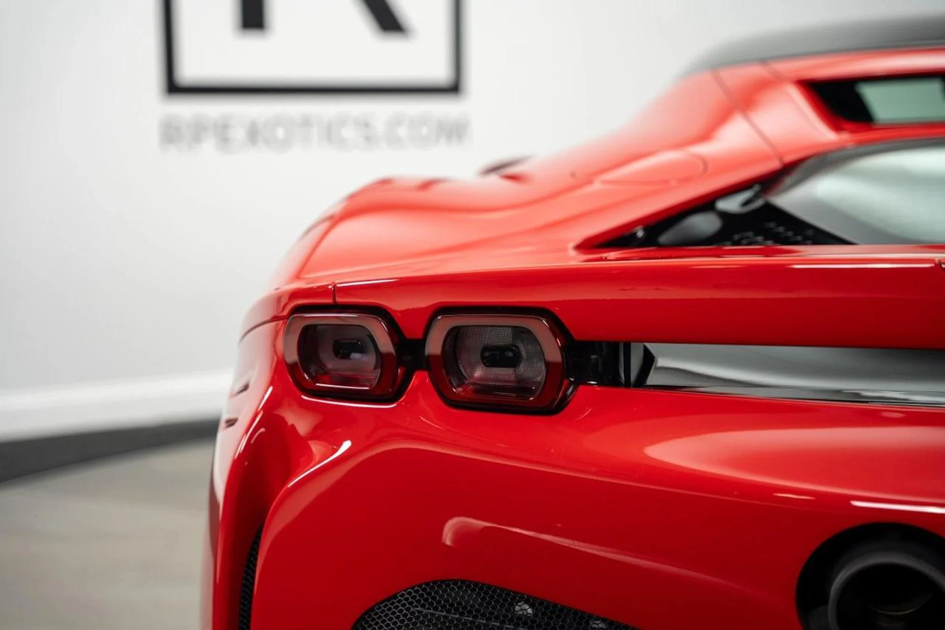 mph021_952911445_3d0e07118d791fb545b3b2f5abf08fab_54d74ab8dd