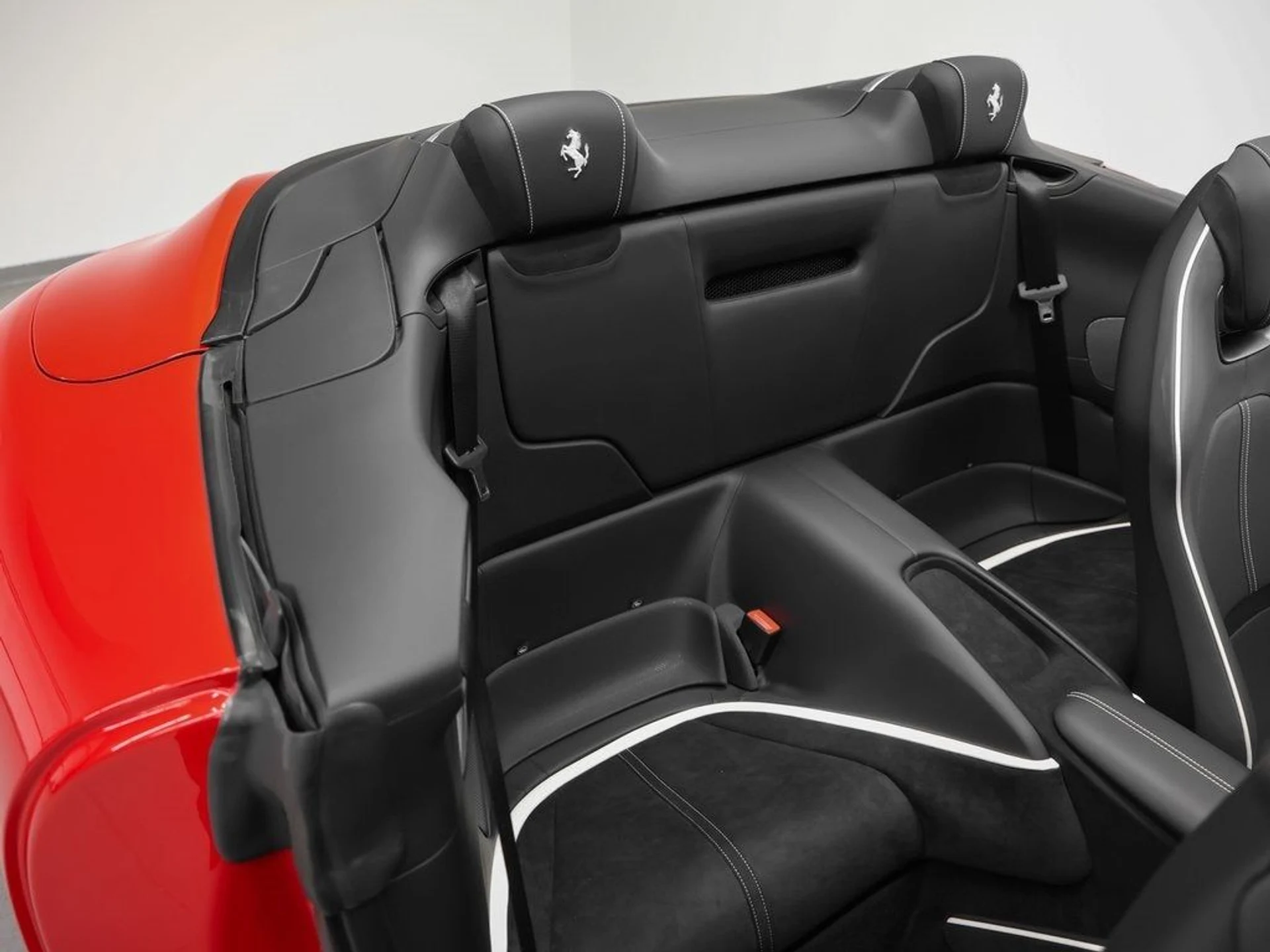 mph021_955755523_22_bee2f3c8dc