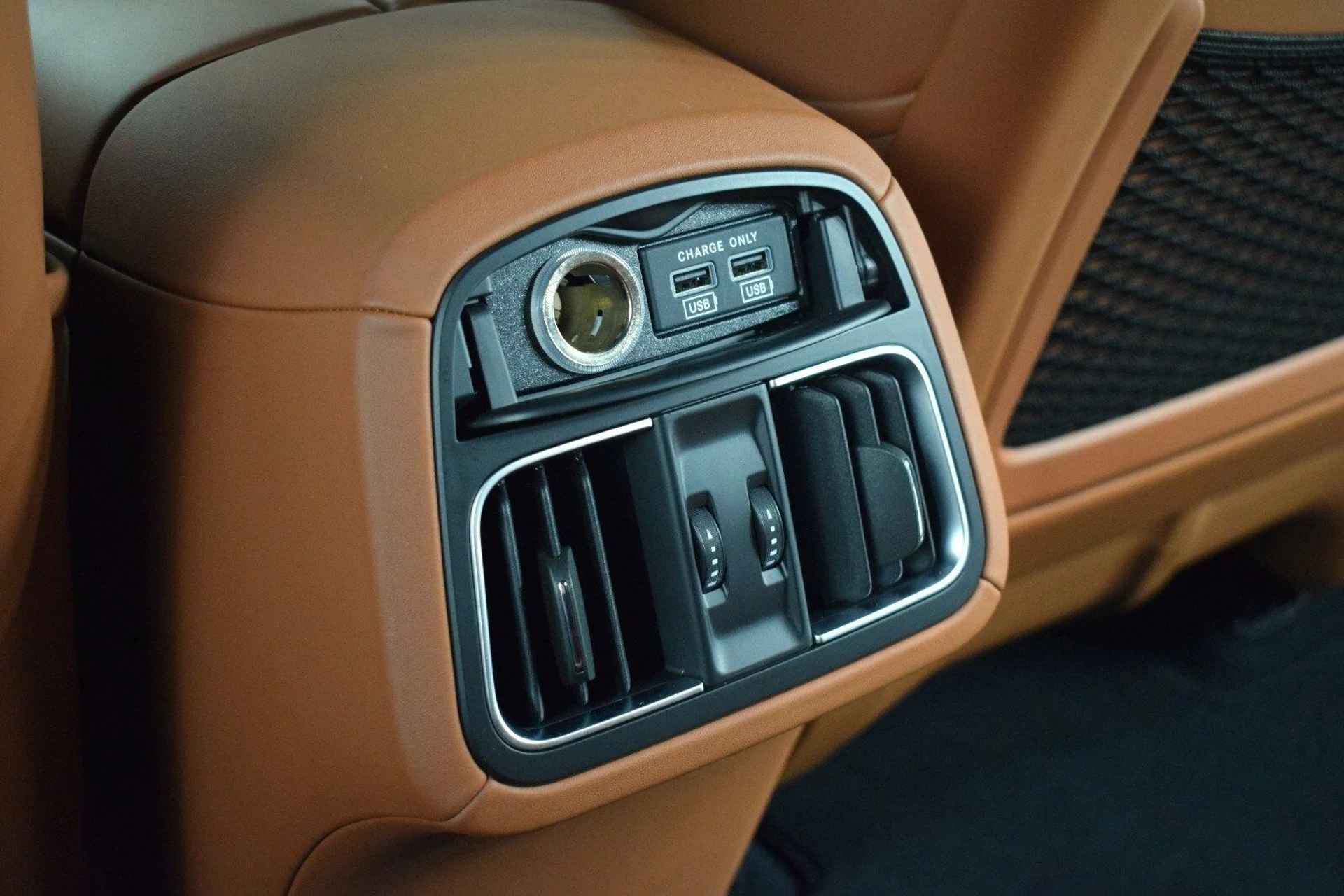 mph021_958891091_e0a7c012e5d92116684a565763138295x_2e89742bfb