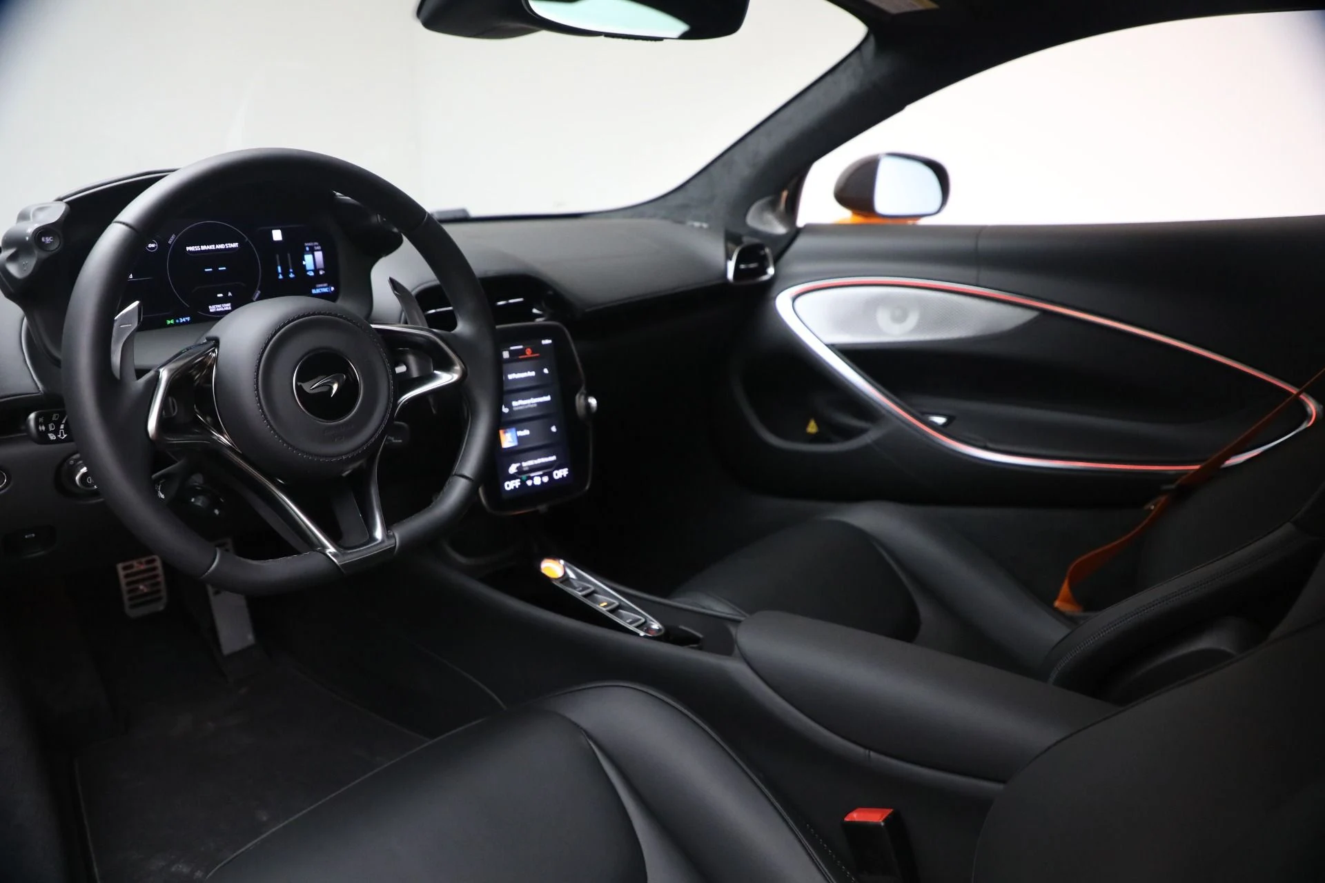 mph021_958904480_New_2026_Mc_Laren_Artura_Tech_Lux_4d21210ef5