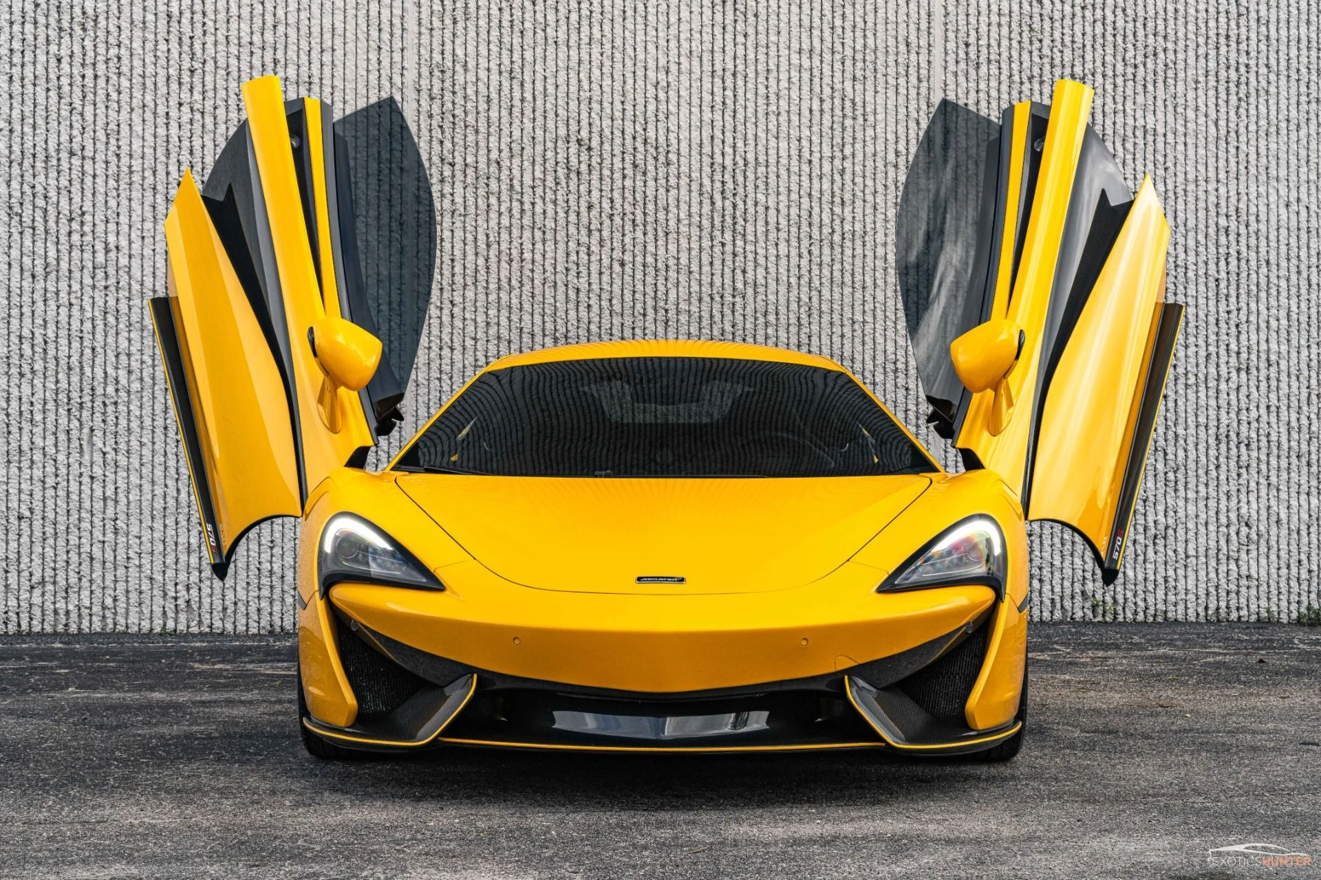 mph021_959242011_Used_2016_Mc_Laren_570_S_w_EVERY_Carbon_Exterior_Pack_Lux_Pack_Front_Lift_1754945163_d797a7183d