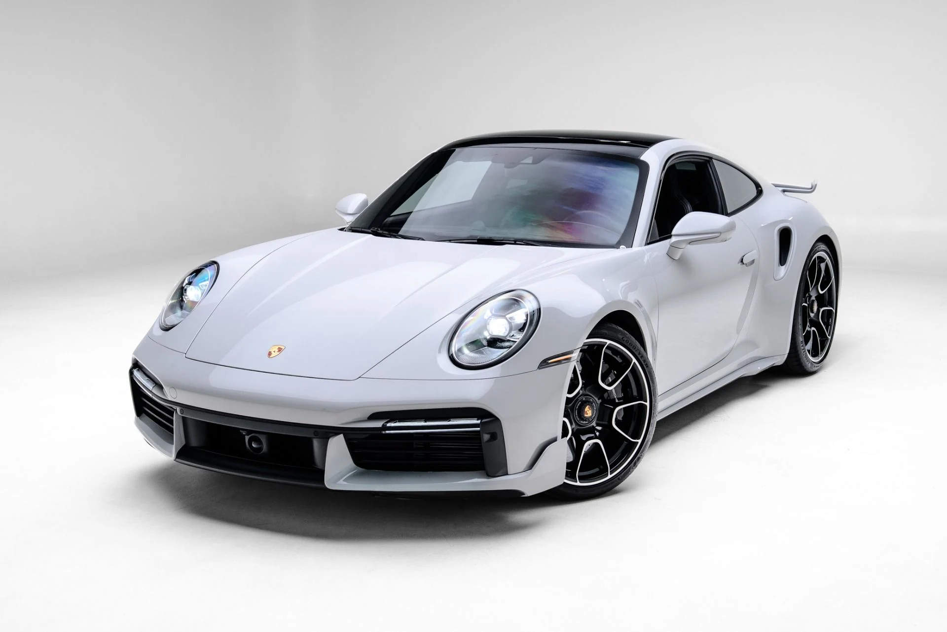 mph021_959450678_Used_2022_Porsche_911_Turbo_S_1774378410_94a659d219
