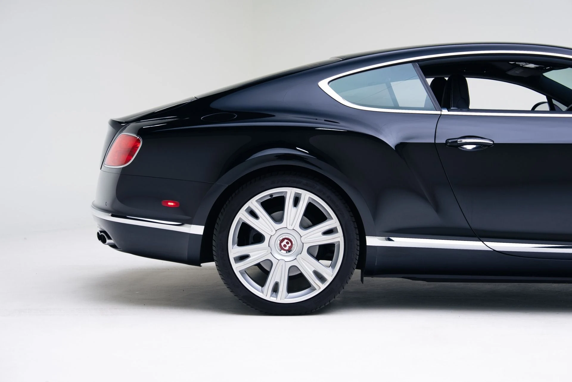 mph021_962683890_Used_2017_Bentley_Continental_GT_V8_1768413711_41a16dbeae