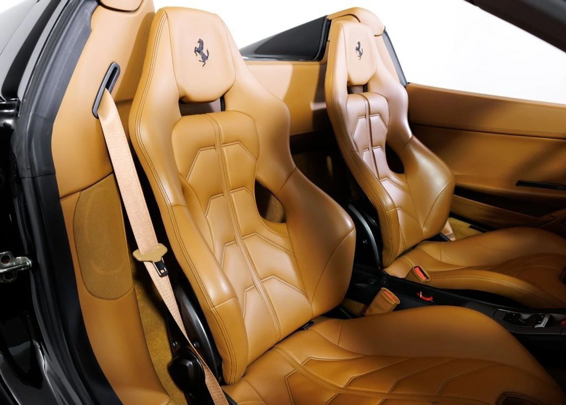 mph021_965988293_11d3f2c12d70d6fcb1f8c778b2100474_b2a9575884