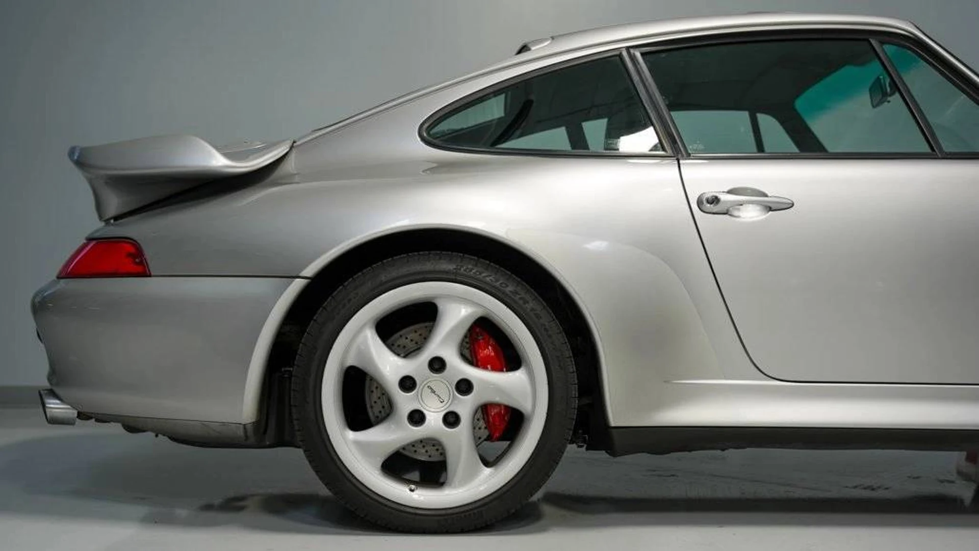 mph021_966593536_1280_90d3f9014c