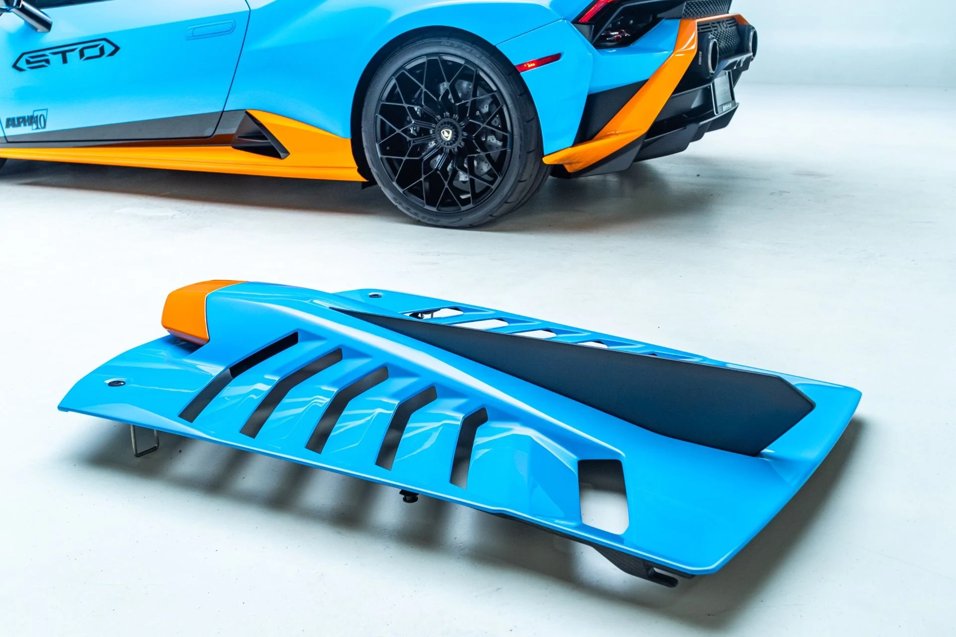 mph021_966989738_Used_2024_Lamborghini_Huracan_STO_Alpha_10_Twin_Turbo_1786644416_6a64e85482