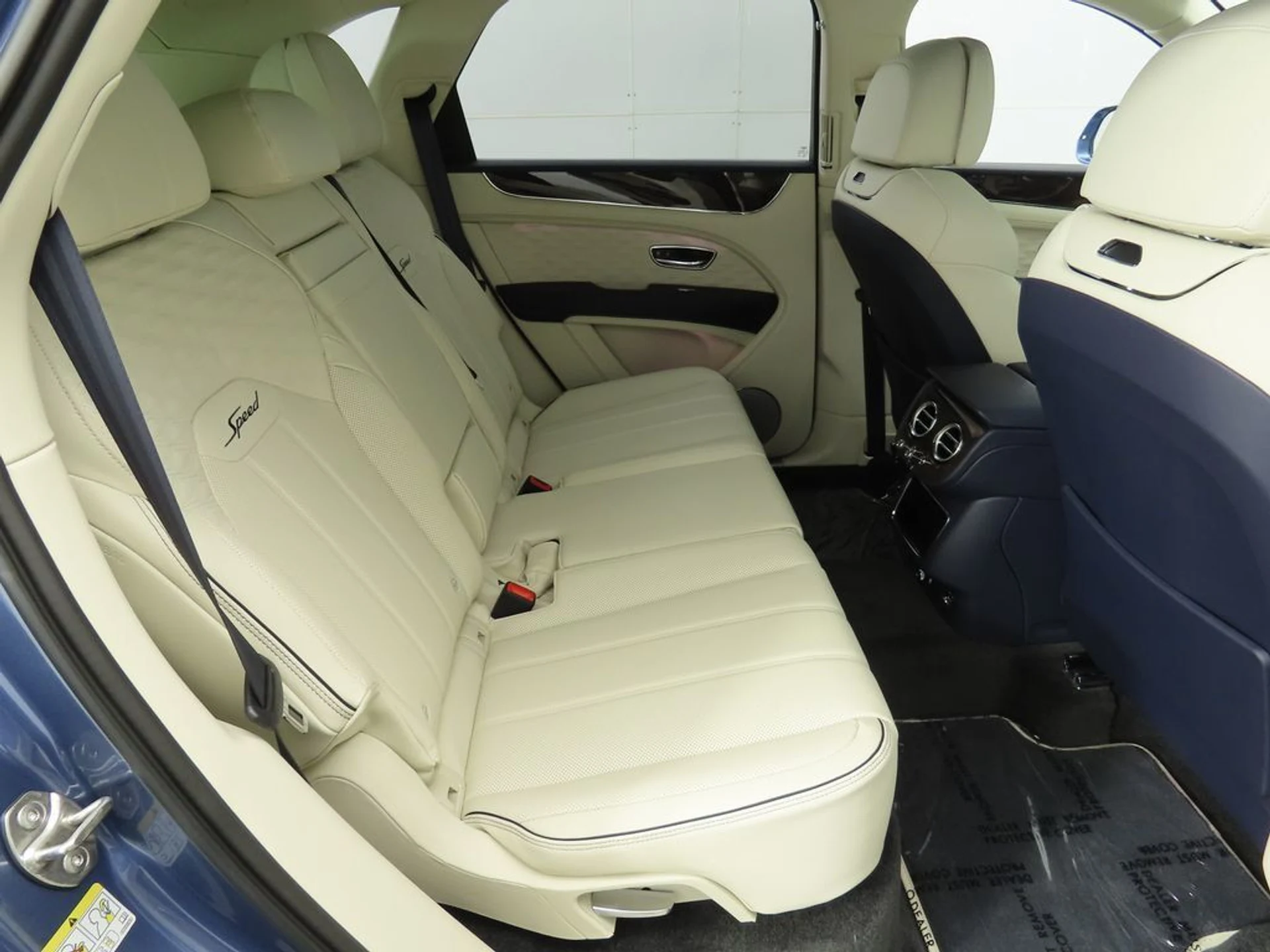 mph021_967882971_new_2026_bentley_bentayga_8119_22957668_22_1024_f2bb718b06