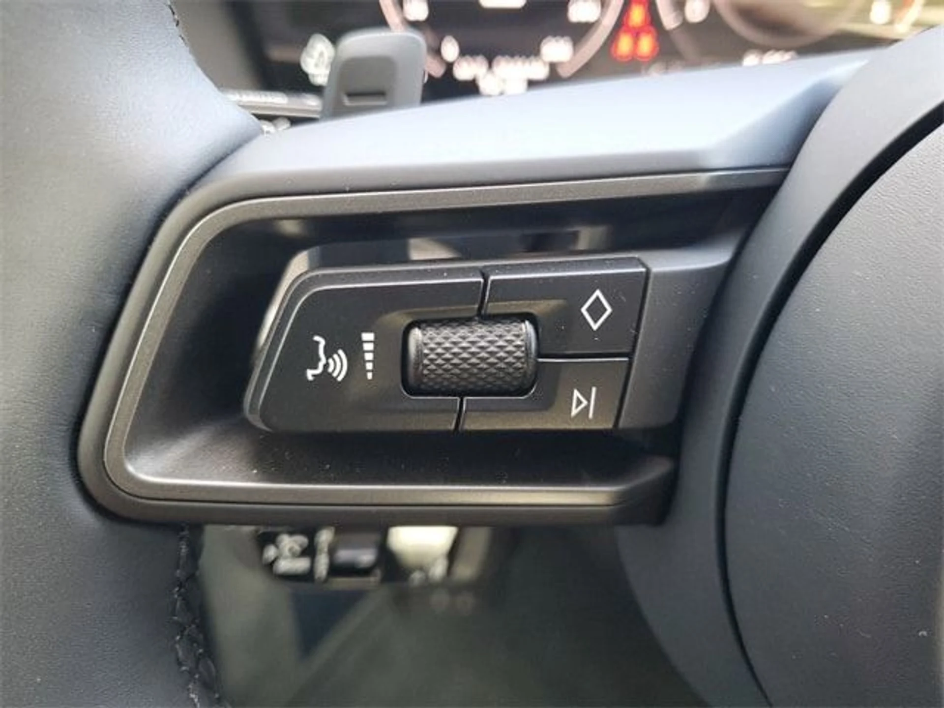 mph021_968239969_42ae49f1e64f7db4f698d045b1bea7c9x_392d63de9f