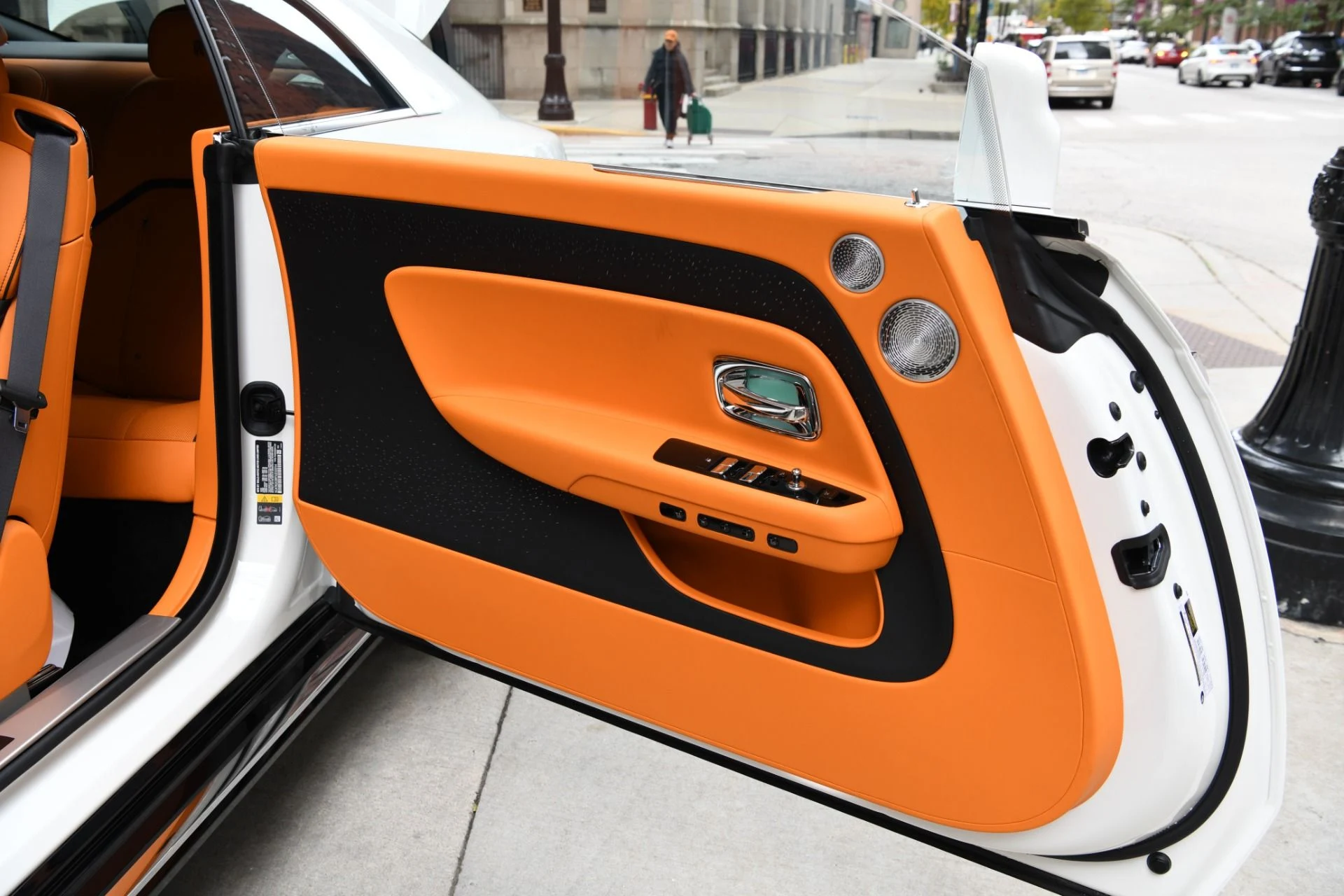 mph021_968713439_11986_p23_l_d08e830dc7