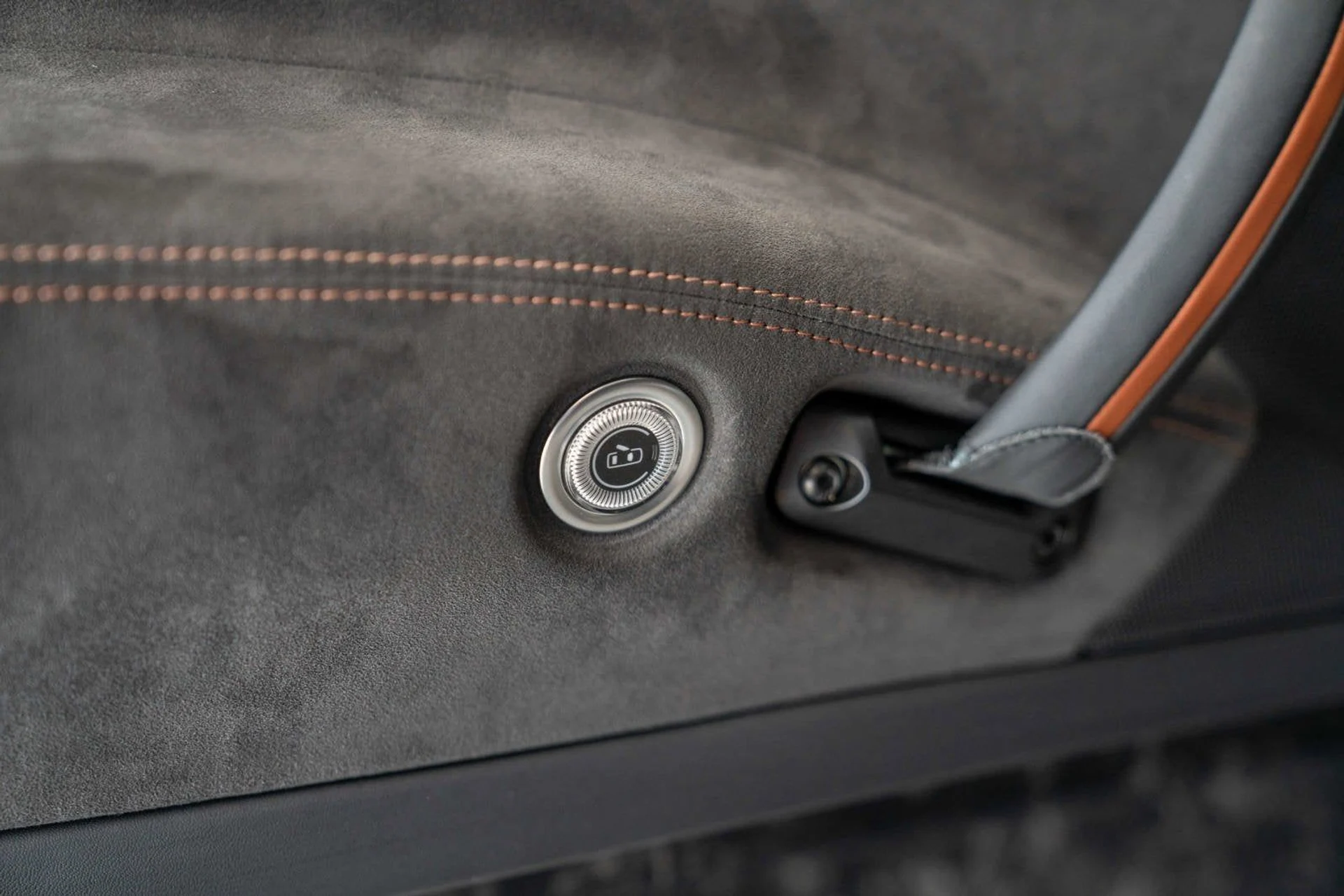 mph021_971686808_22_d99d39fe94