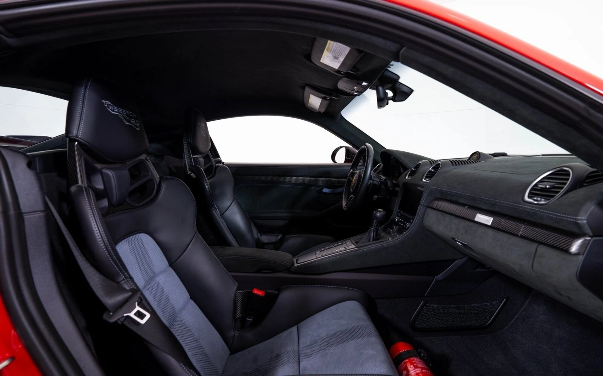 mph021_97442439_e8b3ec2c9efe8060193cbc8741b0769ex_7d7dc5c564