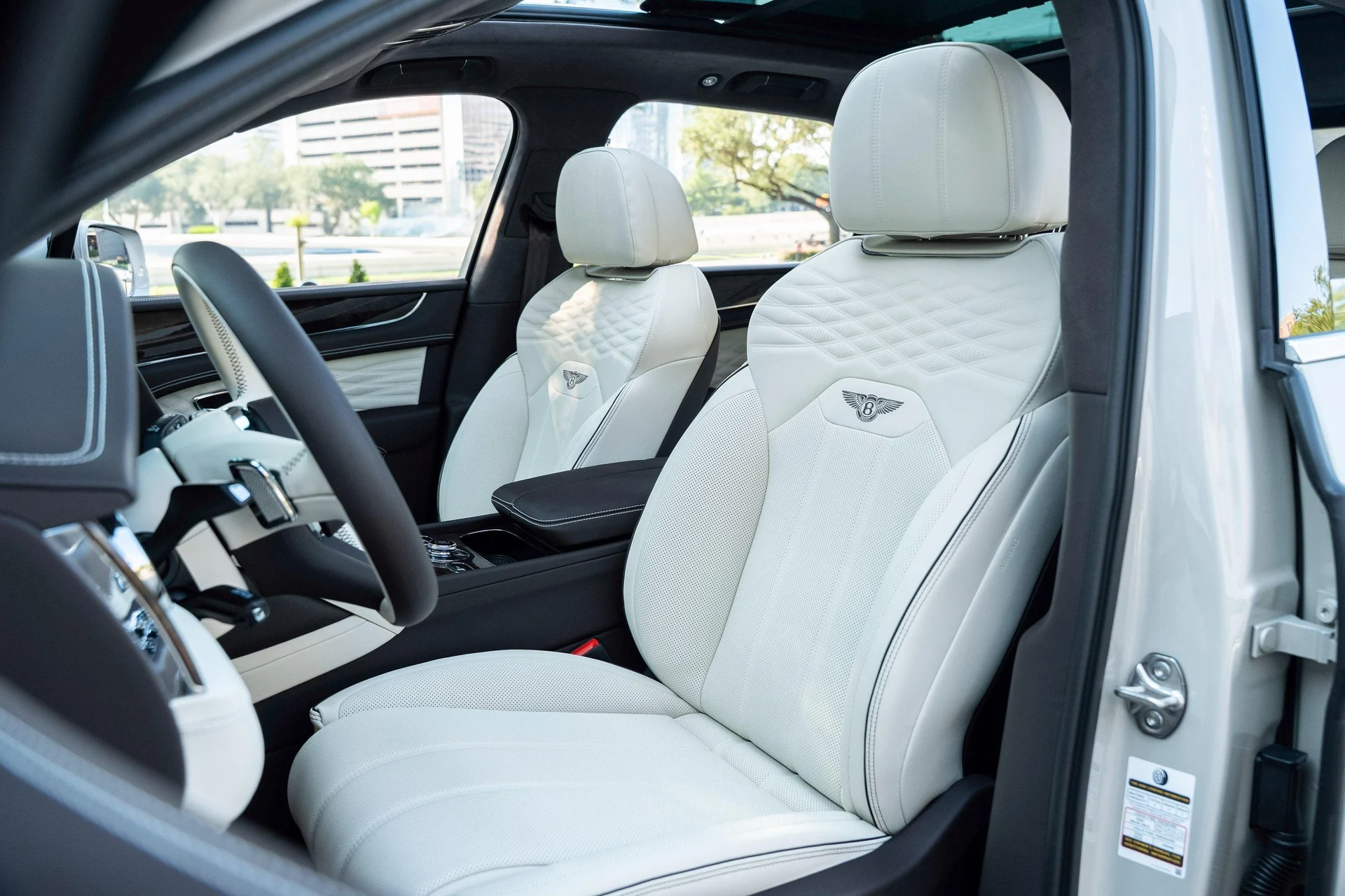 mph021_974925730_470962090_69063cadca1ae070f76ad707_c780312b32