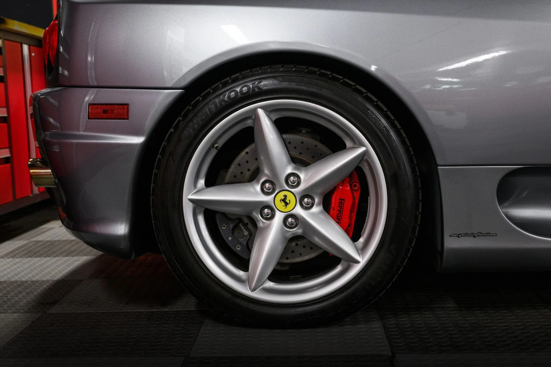 mph021_975844623_2001_Ferrari_360_Spider_21_405d1982b4