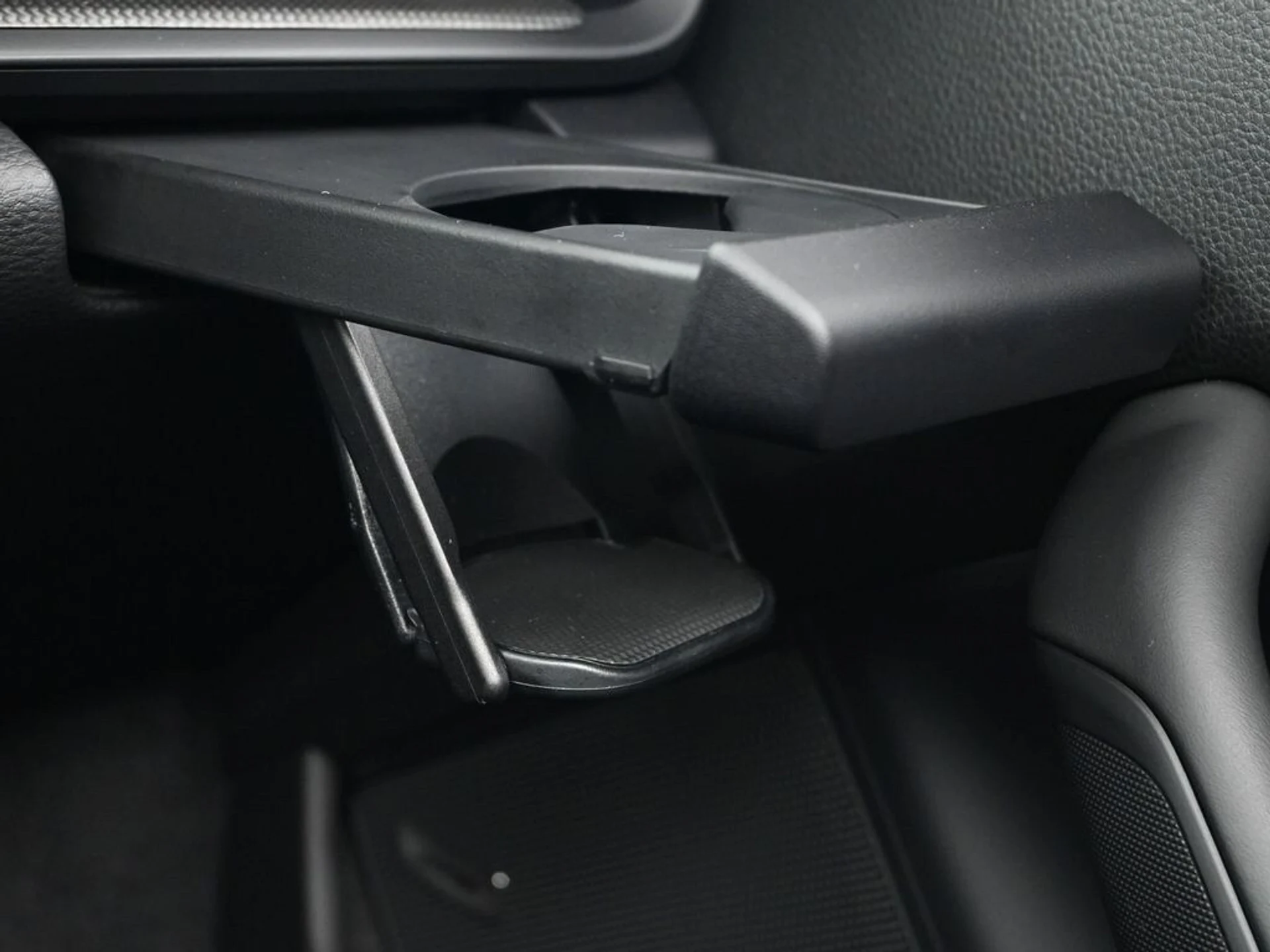 mph021_976322285_f078c978749bb39e205448eeae702674x_1b663f1694