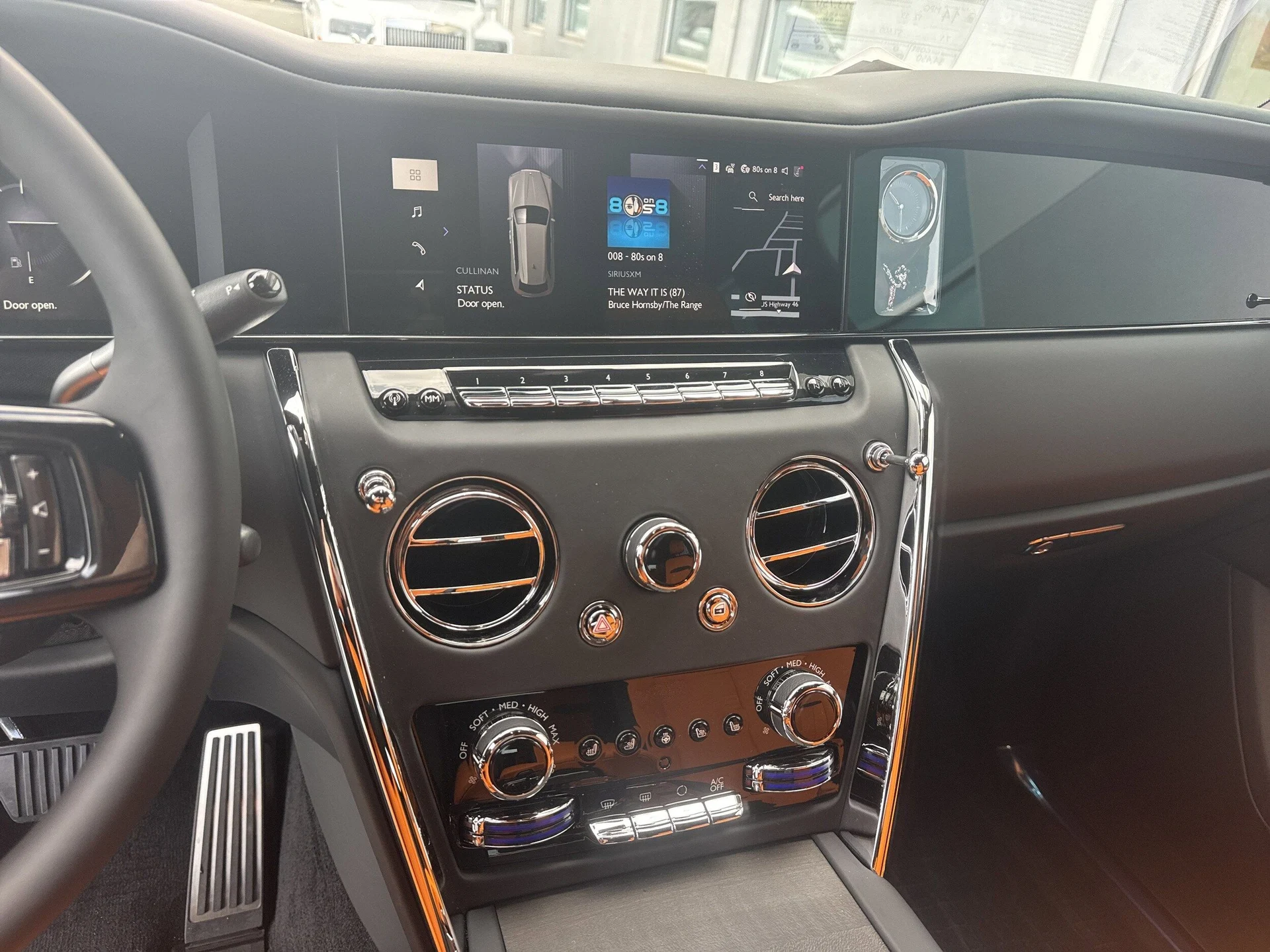 mph021_977069363_bc263bff569f2f43fb8ae42ed3791e66x_c2f85bdcab