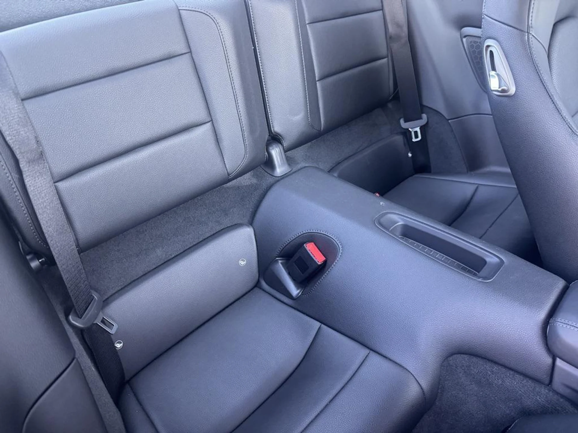 mph021_977997660_Wap_Oac_P749_H_Cv_Xm4q0gww_Qmn6d_M_9f934b23b1