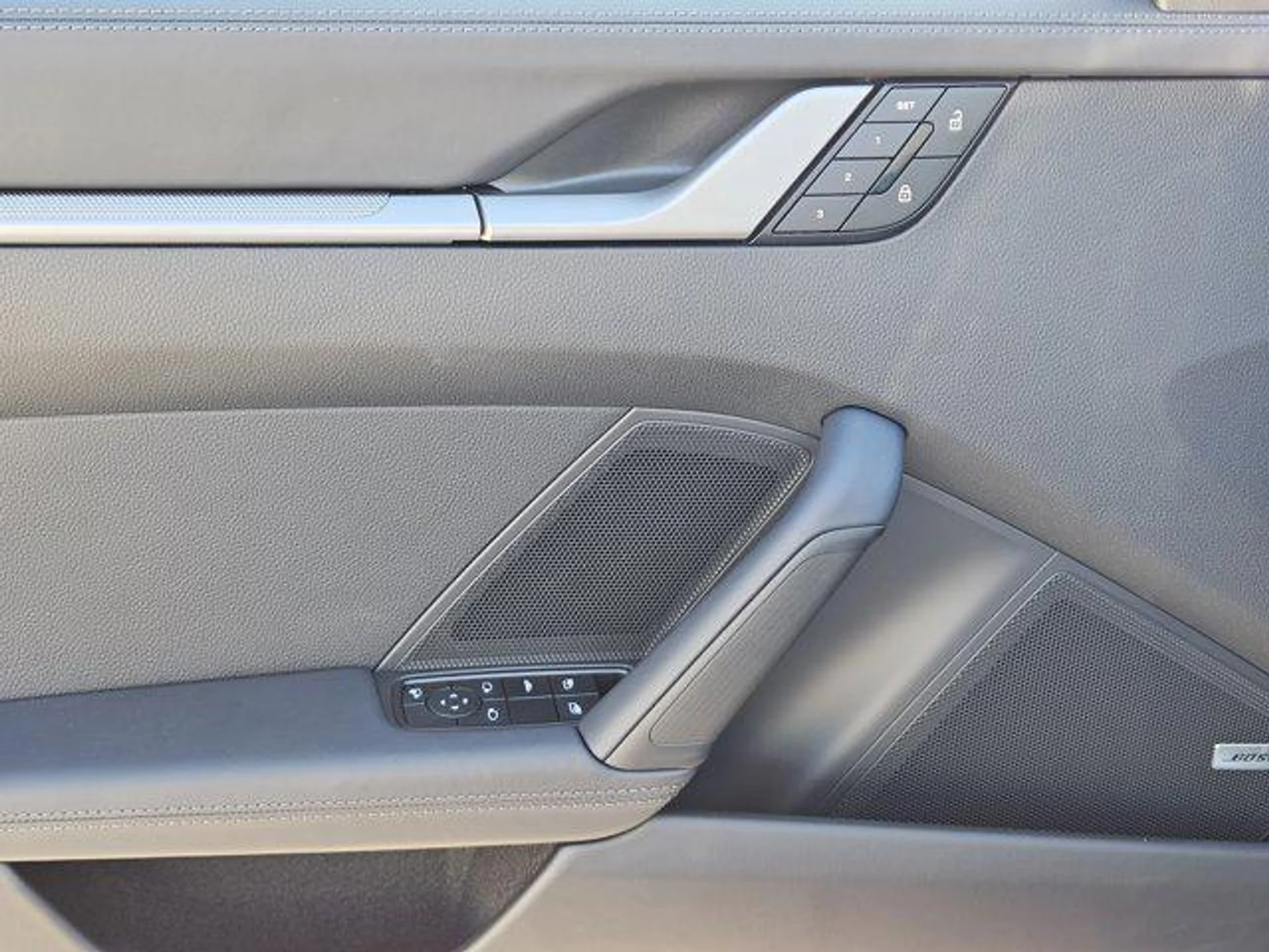 mph021_979157074_J_Yob_T494_JZE_9xqt_K_Up44_F_Eruq4_41985e55ae