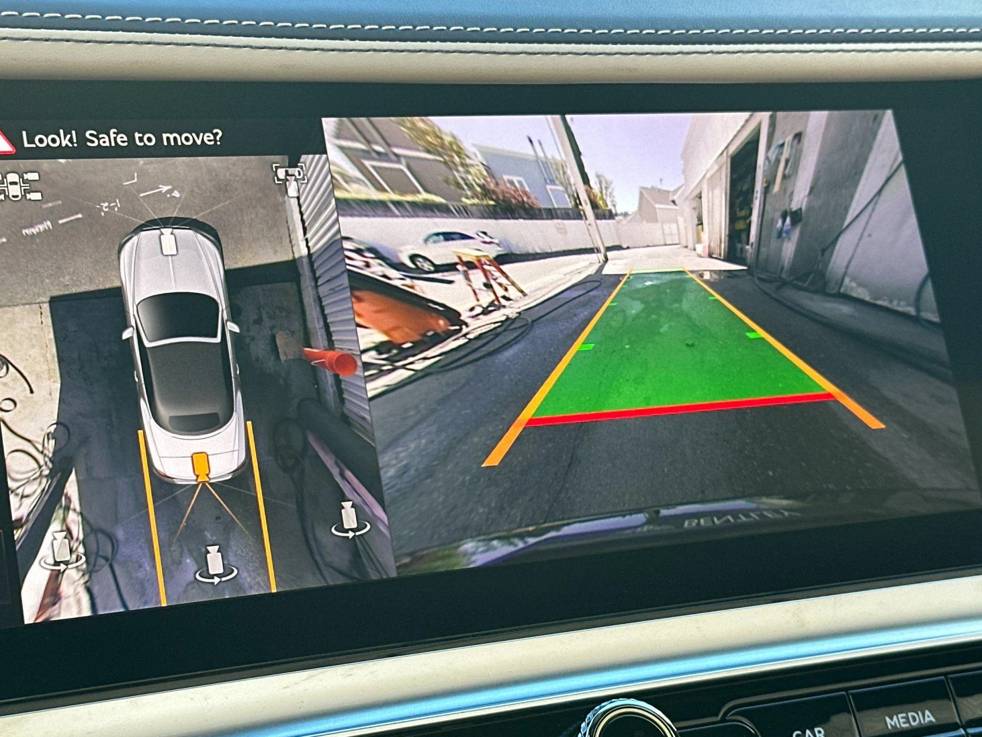 mph021_980003105_New_2026_Bentley_Continental_GTC_1773996521_c629ea1bd2