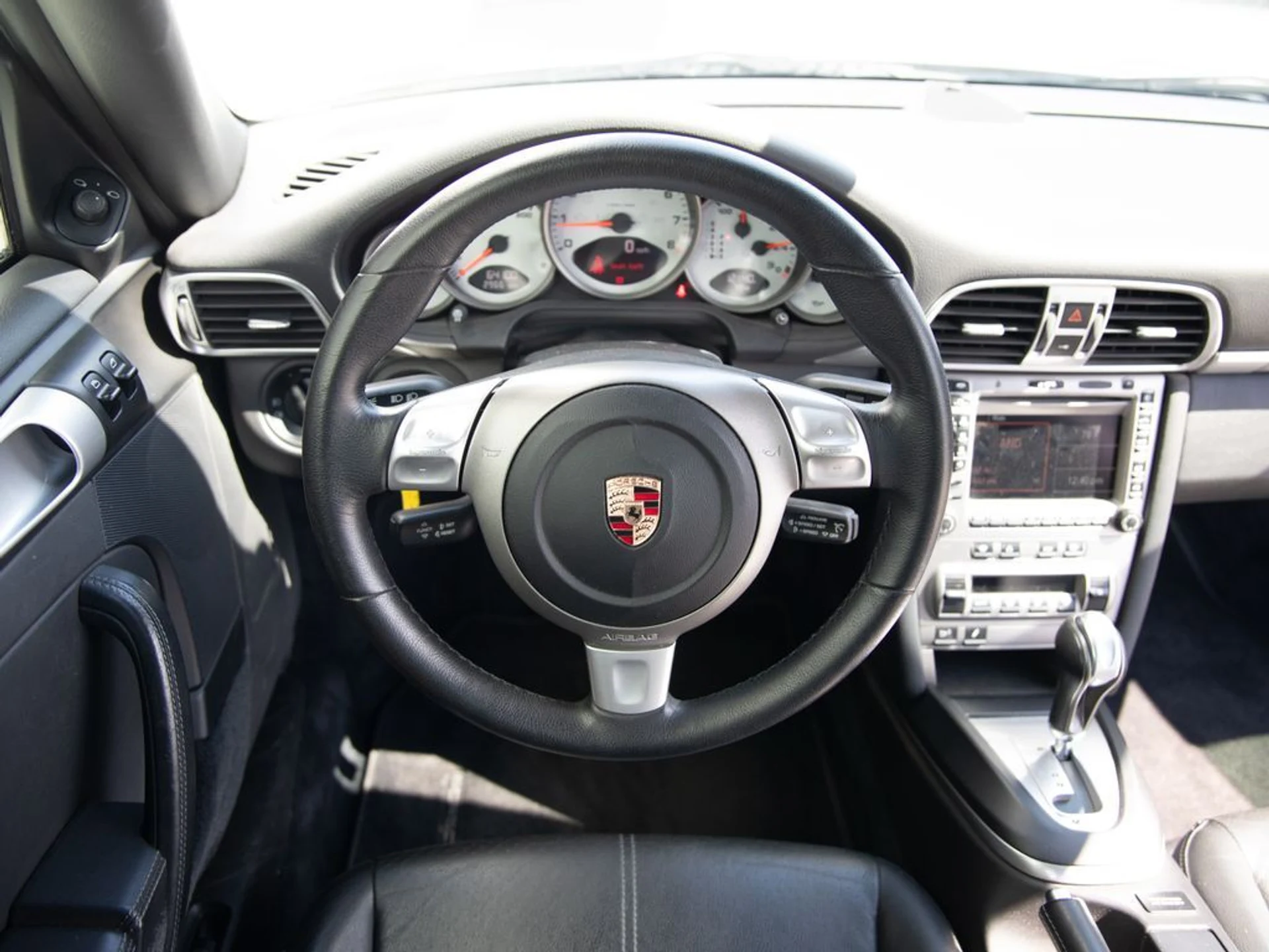 mph021_98723102_b55306aef9344ff933306db49986d633x_1c4a40ded9