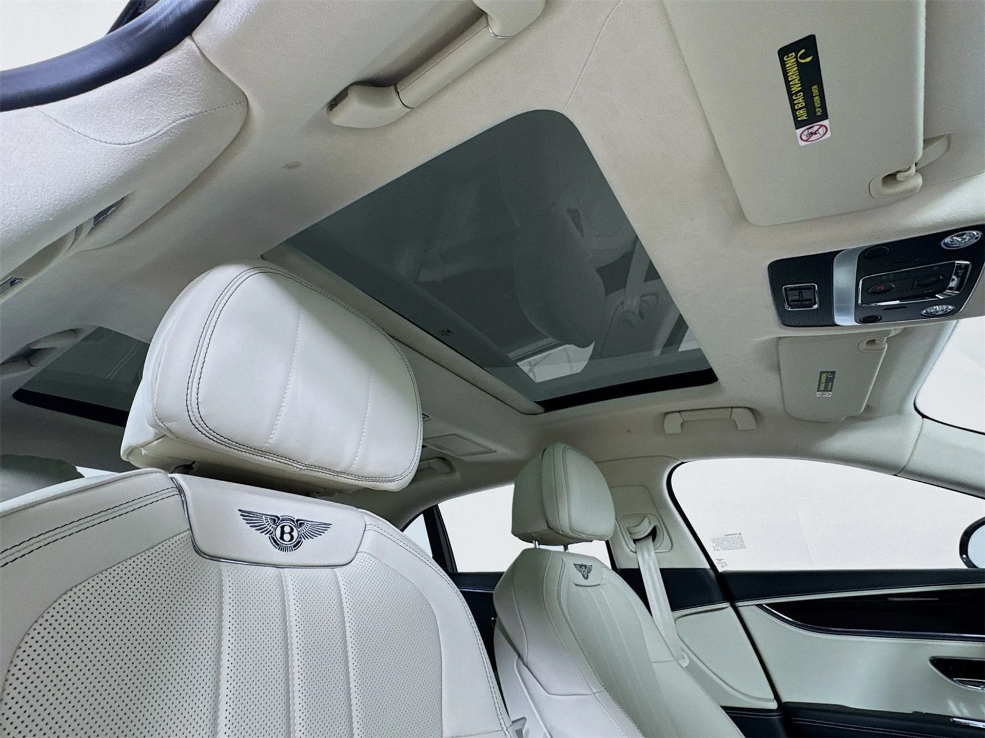 mph021_995639226_ccc15f8545b0577d41928becd289bacfx_dfbd3748a9