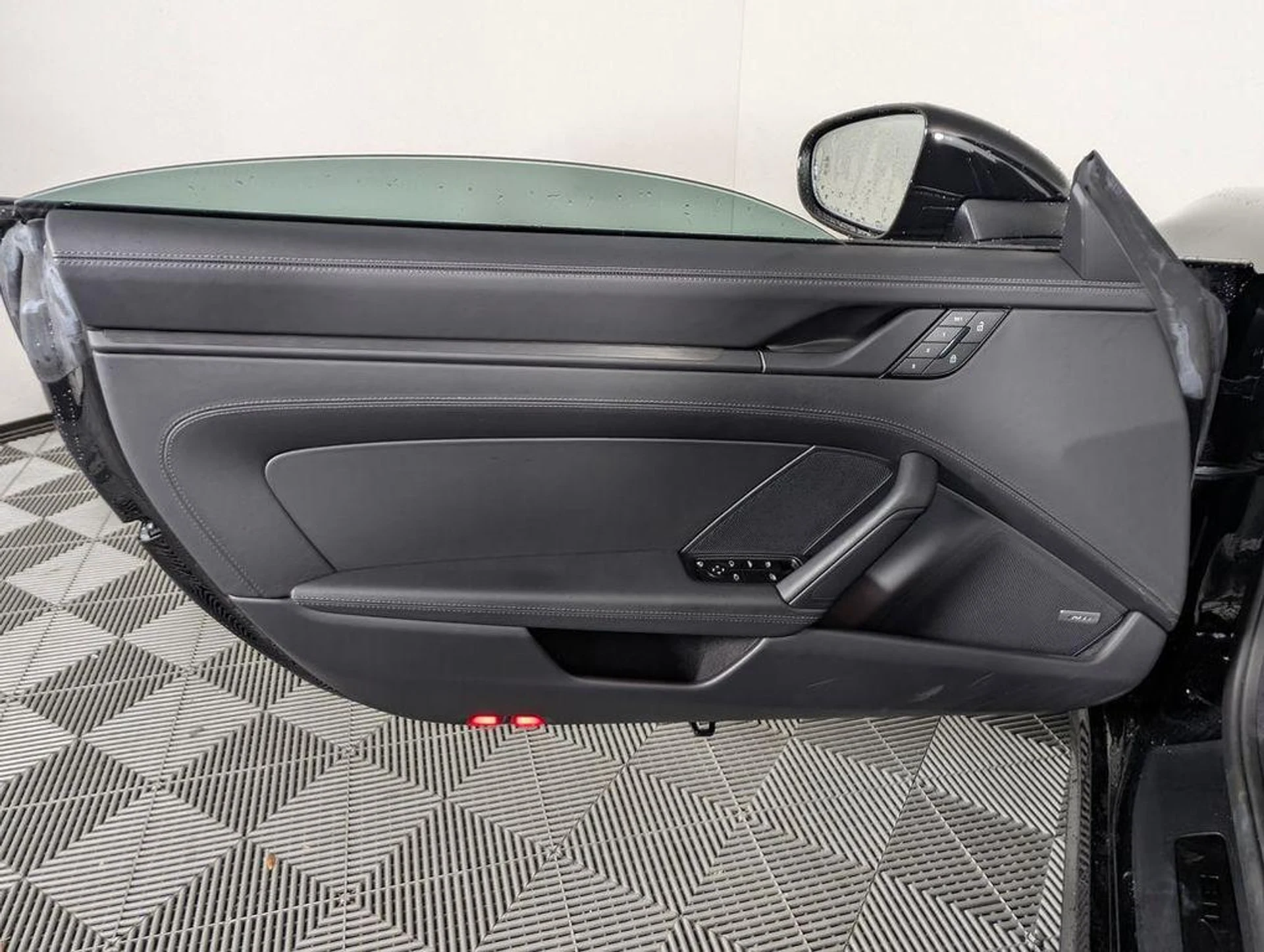 mph021_999138326_3x_Ft0_Ewwpv_Al_Ufcgo_GS_Zn_HUH_Pk_bb3dd3f4f8