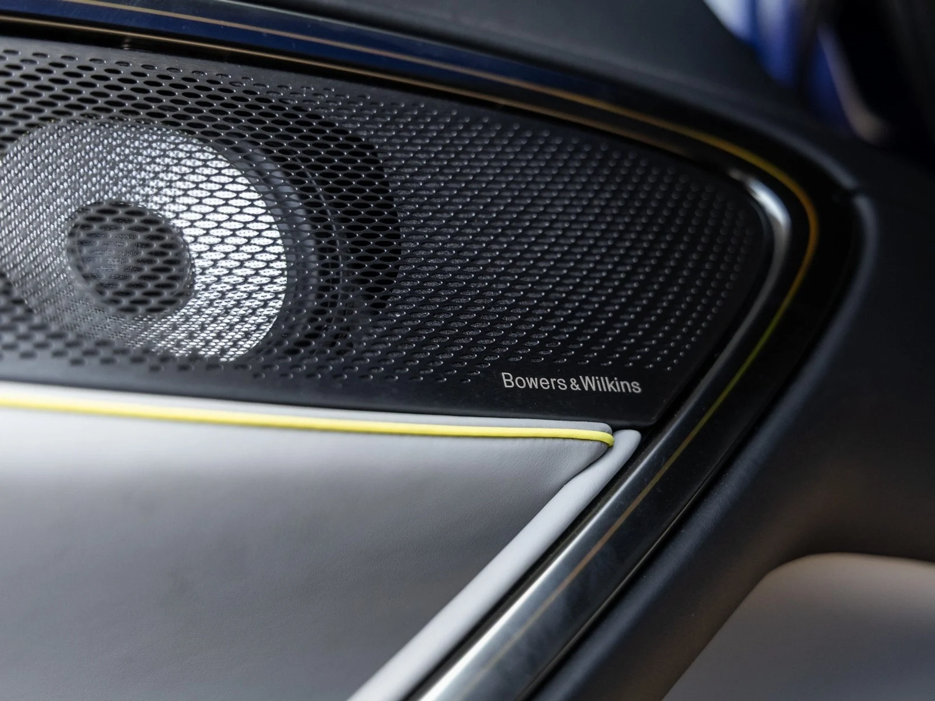 mph021_999217063_22_a920074b41