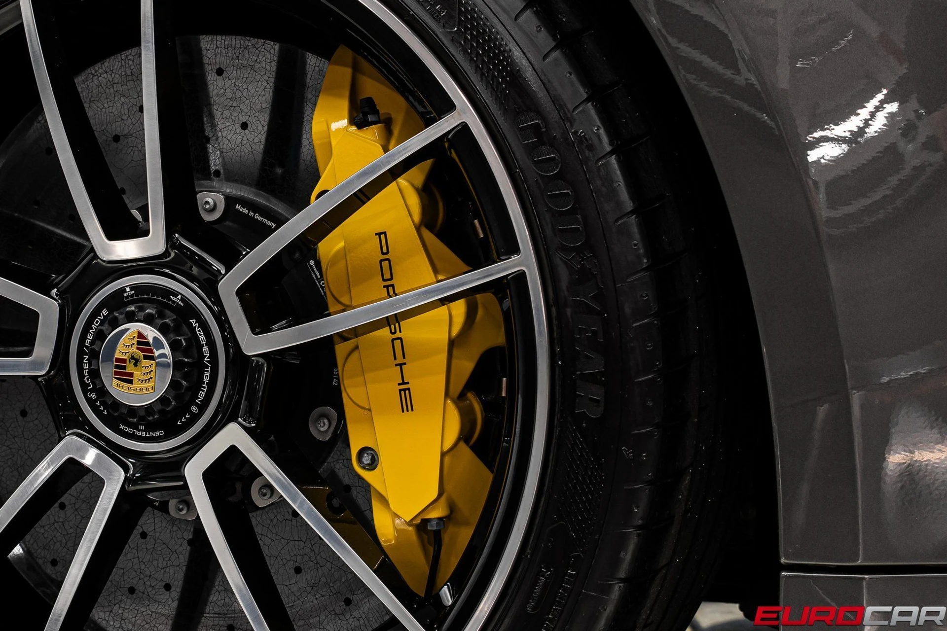 mph022_1010982287_9152a25a_6a37_4da3_a224_ad959875d343_b202c97c0d