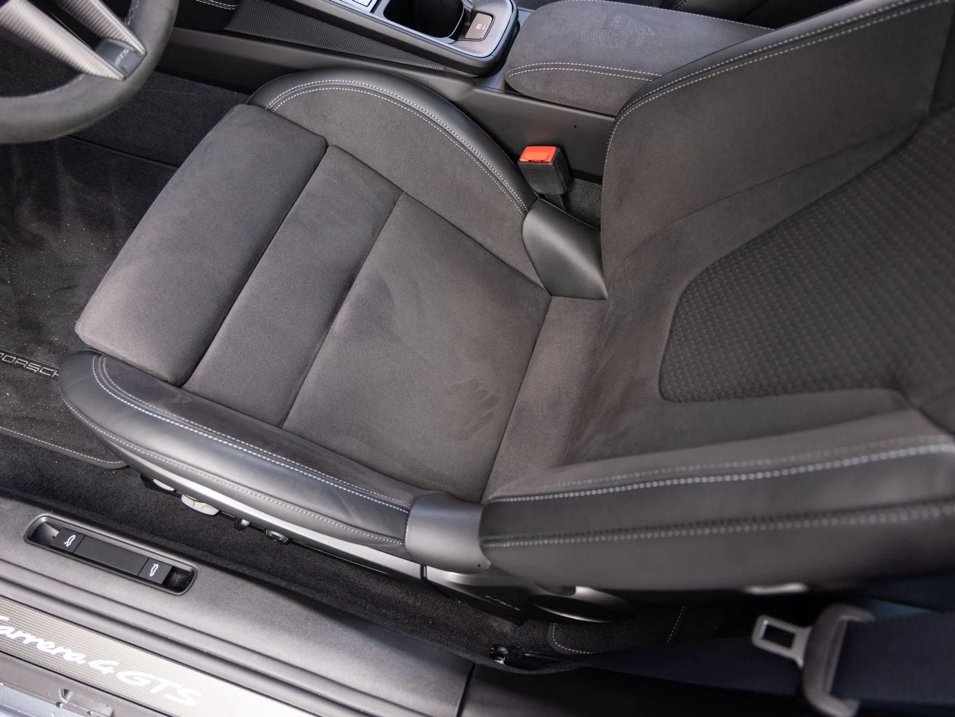 mph022_101283615_23_c9b73a24b6