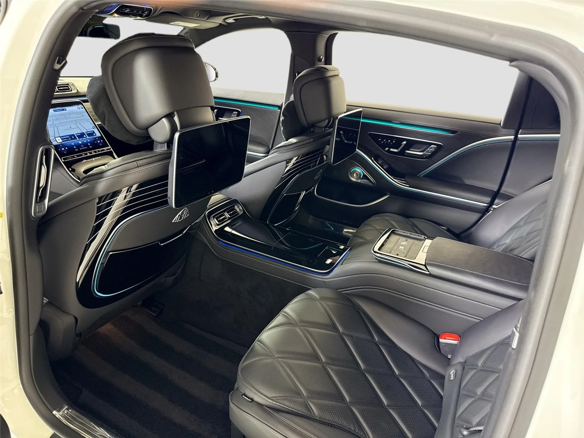 mph022_1016782881_e0a4217e933077ab18caaf2a384e5b71_609b753ee1