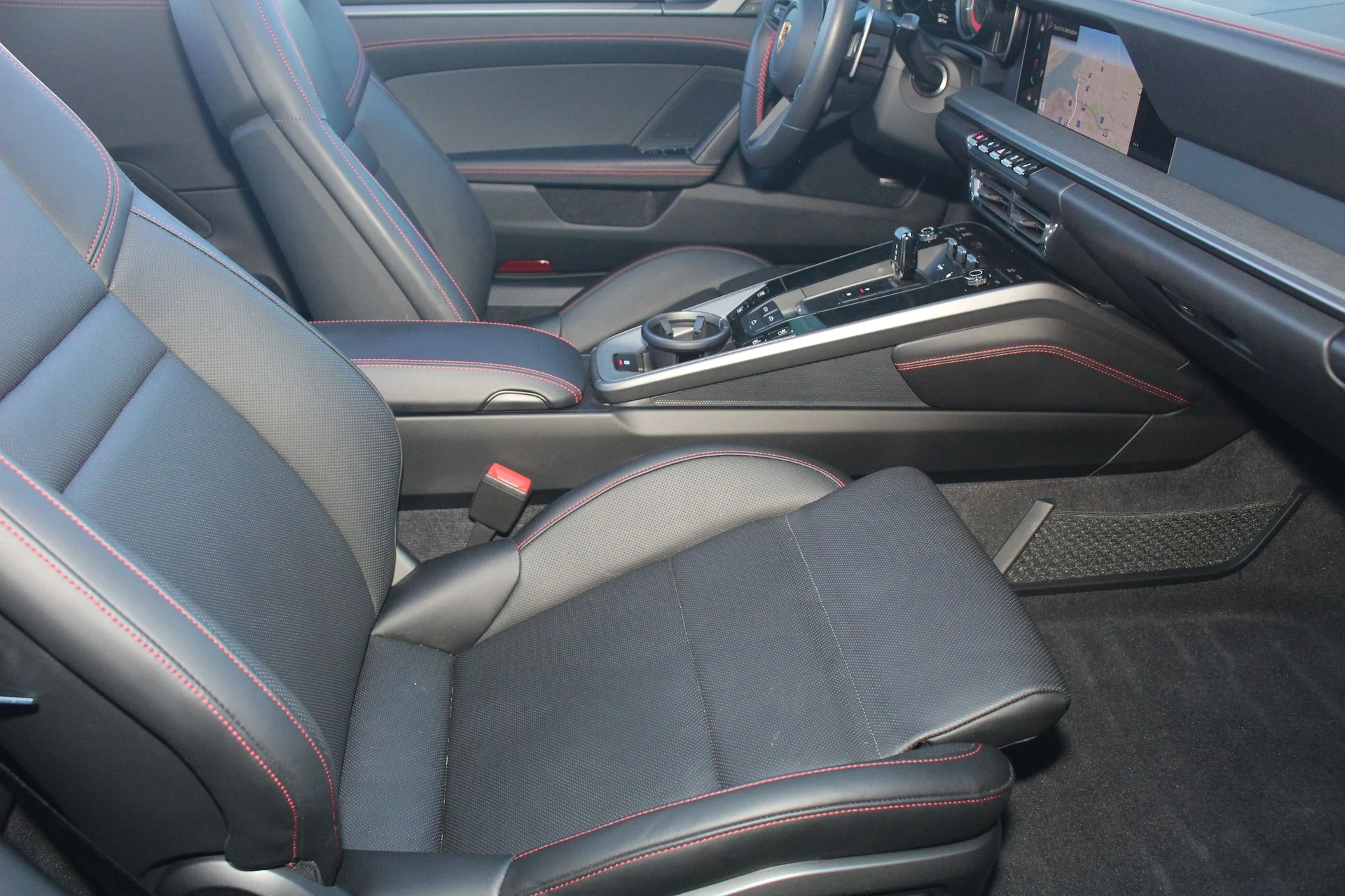 mph022_1024929627_e4a86d2802041afd6c027d66915b12dcx_4b935f2803