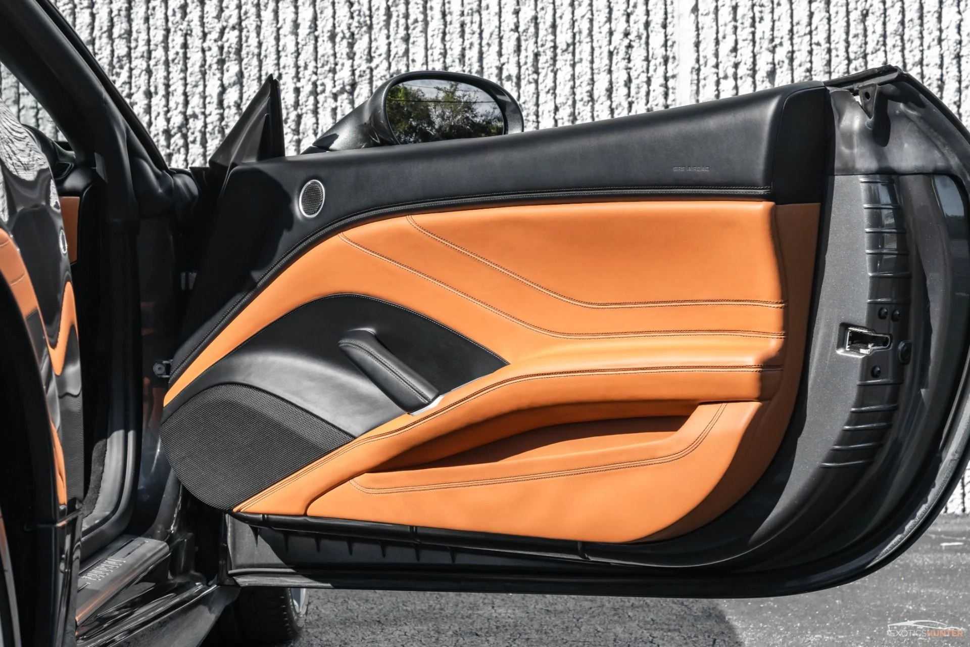 mph022_1025388399_Used_2015_Ferrari_California_T_w_Carbon_Steering_Wheel_Magneride_Reverse_Cam_20in_Wheels_1746820122_2913d41518