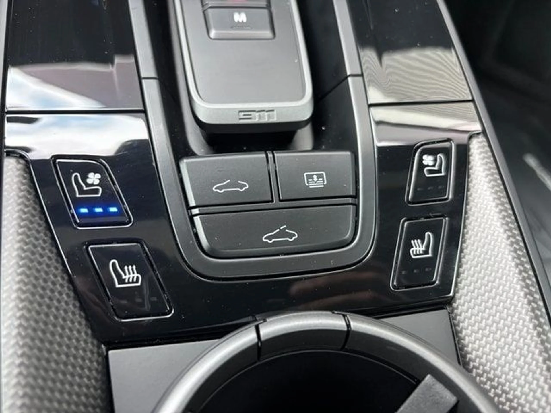 mph022_1027697941_3755c9a7d0b8334b53660940c7fc7b77x_dd0299f1c8