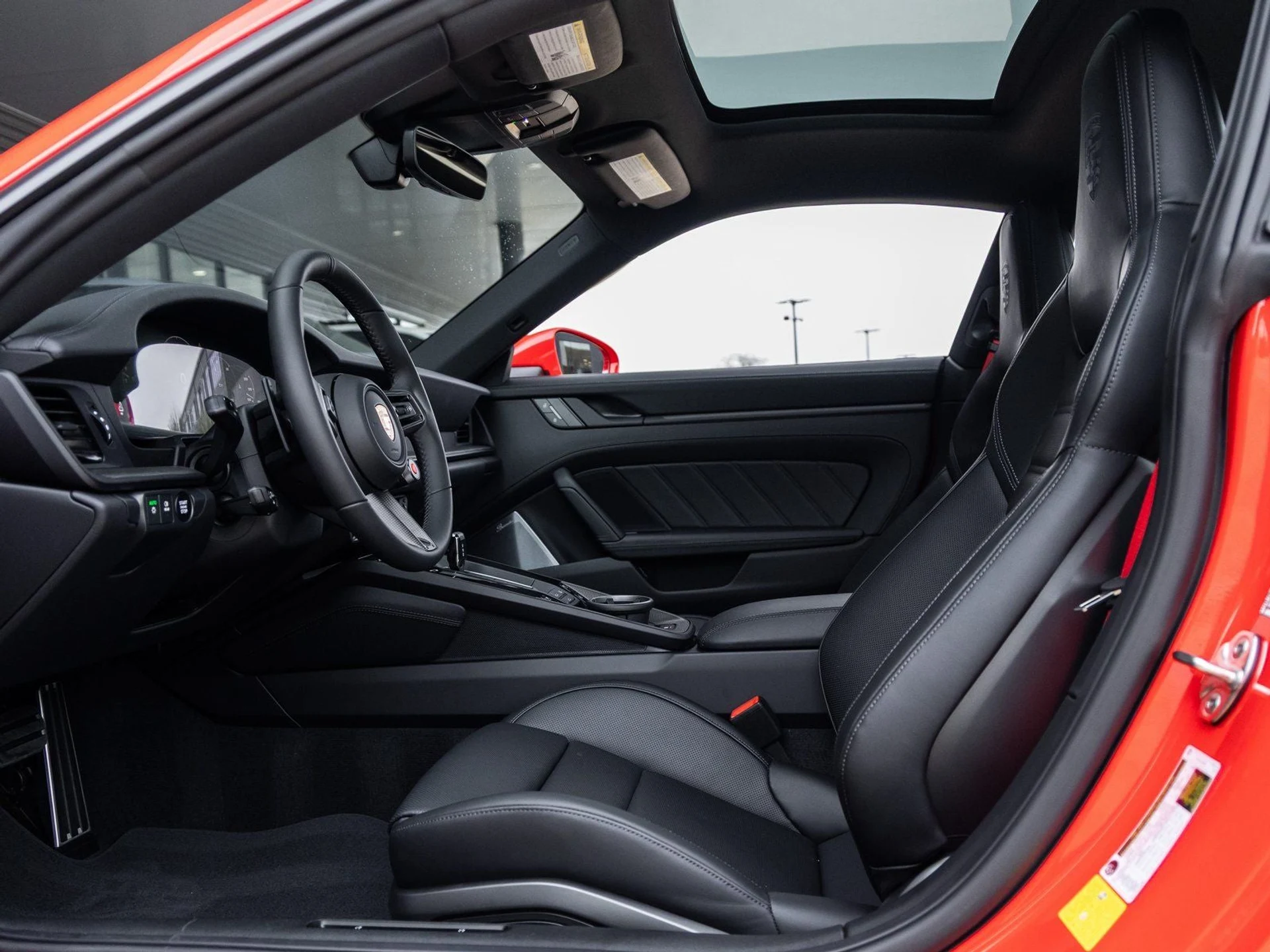 mph022_1035525492_23_5e3838dc84