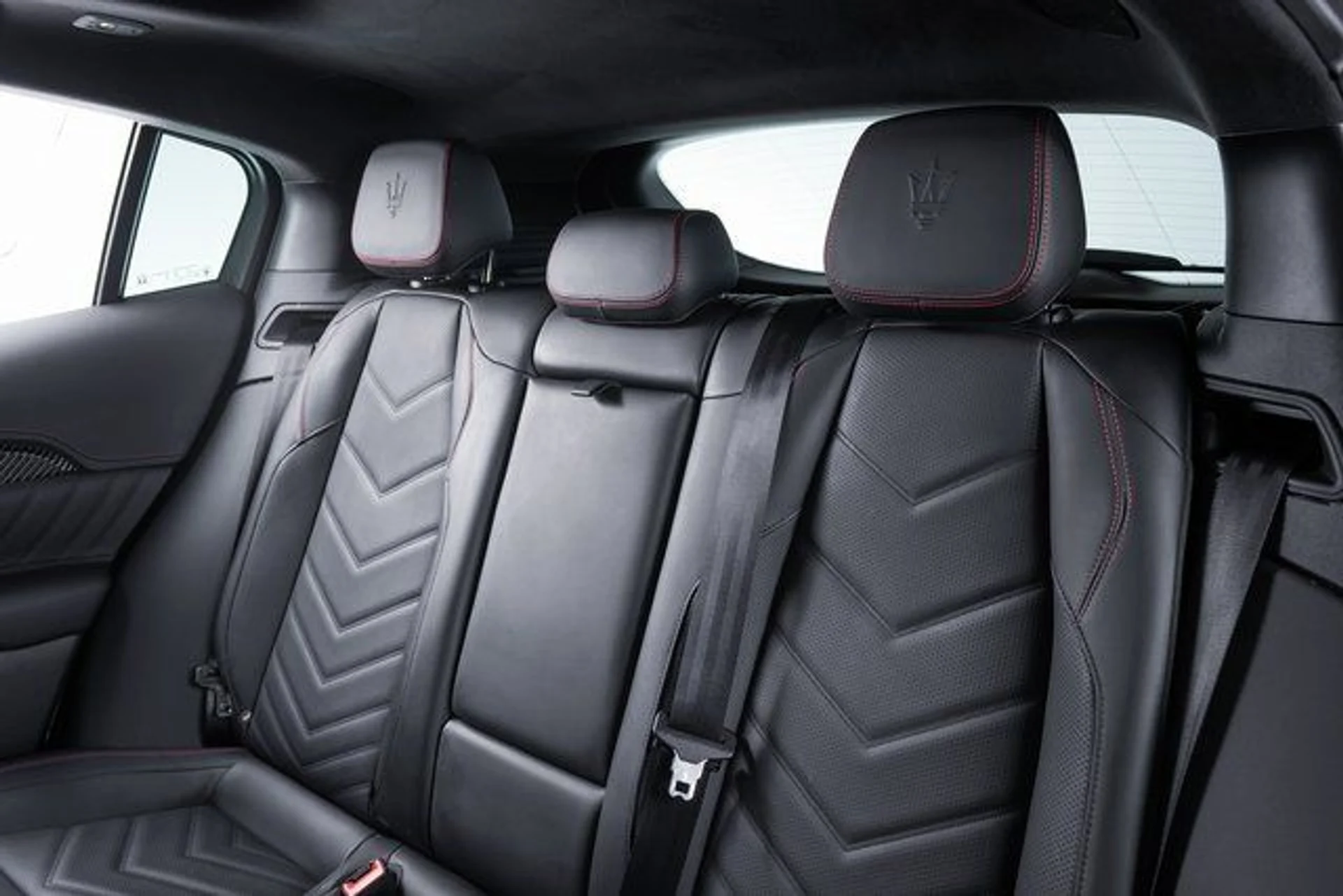 mph022_1037638103_508e6e8b549dd5b0f0d098404908bfe4x_70a5d235b3