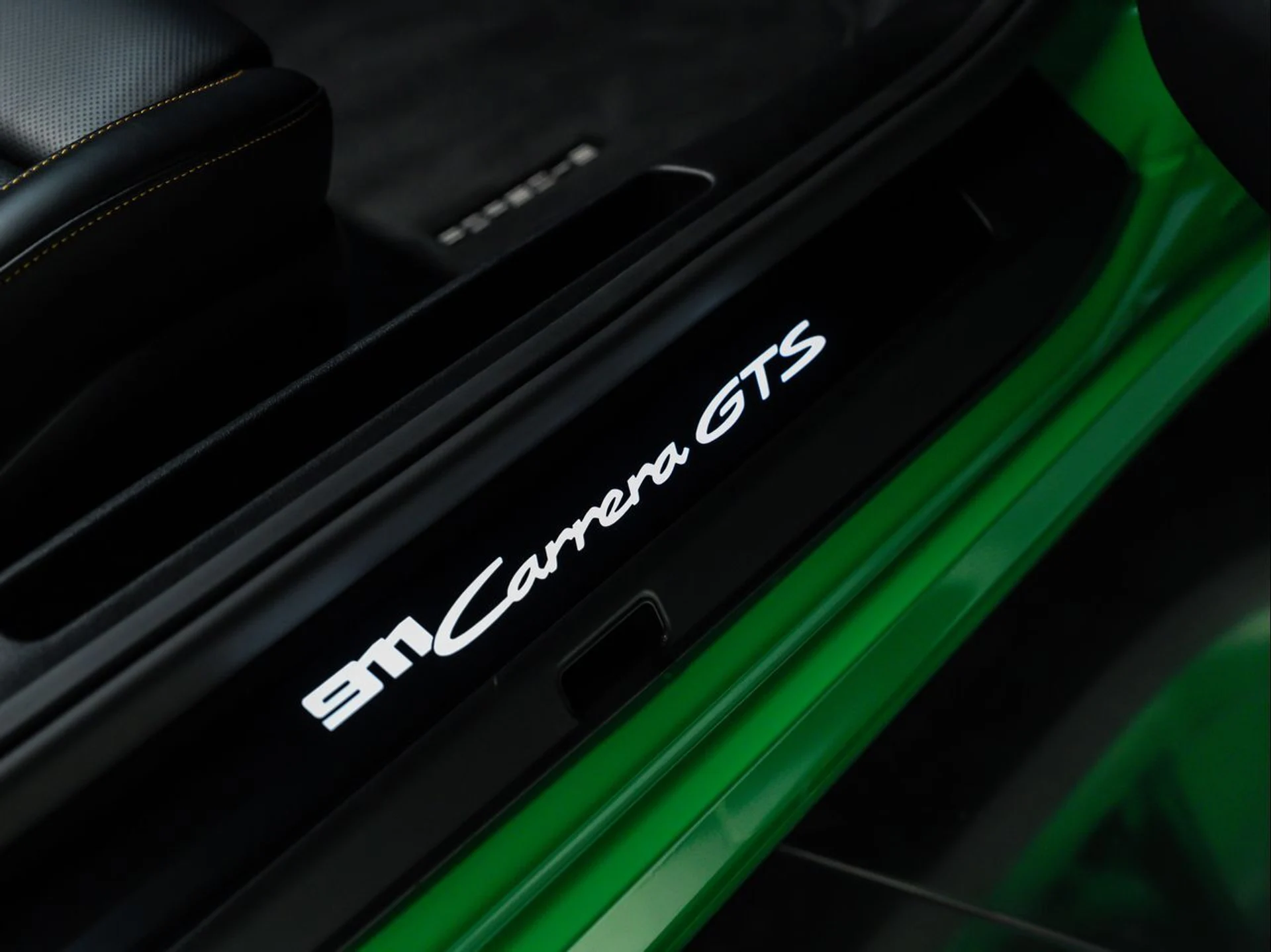 mph022_1037920260_90de66908c5704d577c144ae514cb93a_986240afbf