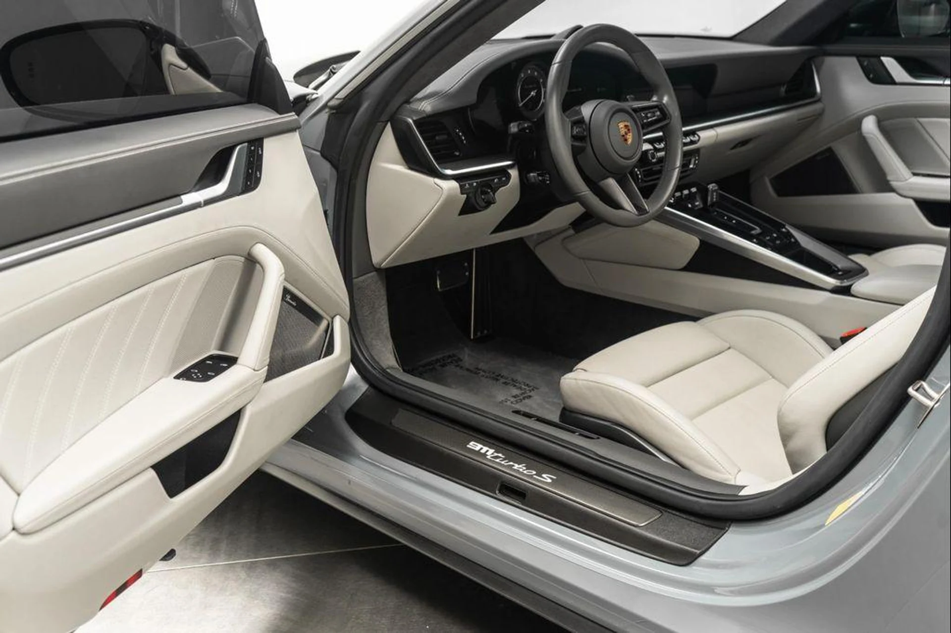 mph022_1042151254_Xtf_CGN_1n_G4n_A_Dk_Yspp_Vn_Be2_Nw_HQ_9947ba6a4c