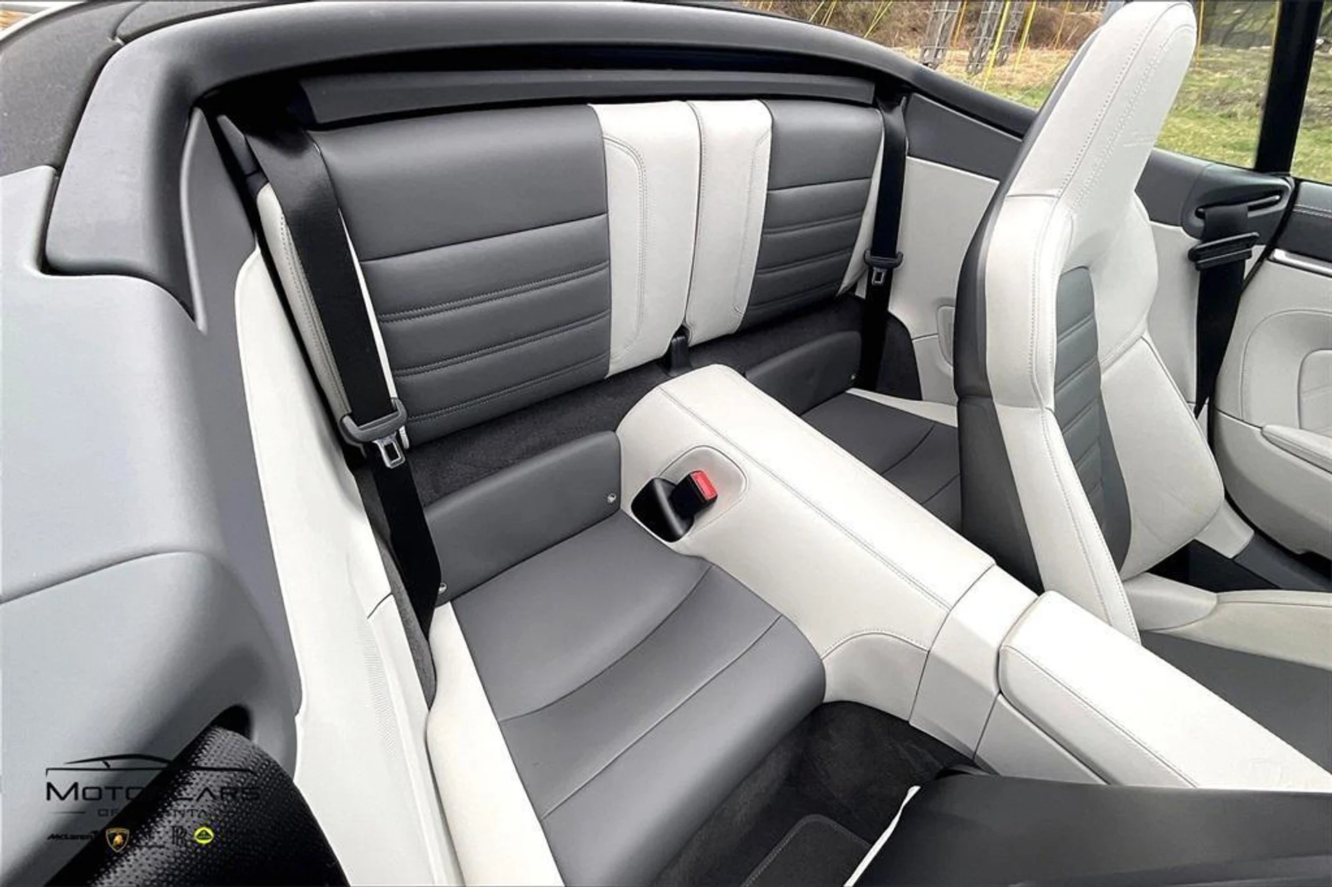 mph022_1042421673_Kwv_Agd_Fa_q_YA_Rgj4_f_V_Dr2_Pgt_R8_cc2a7079b7