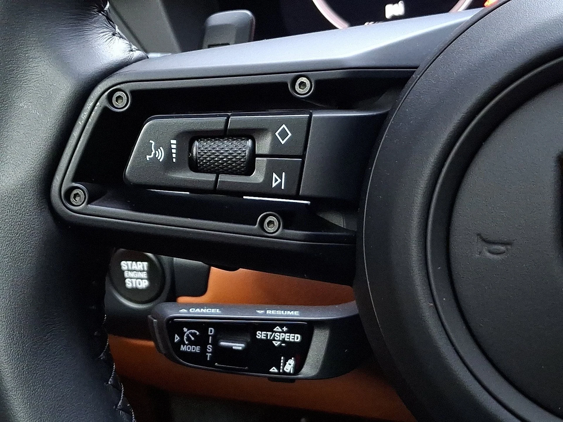 mph022_1051652534_1daafe37679541e49c16532c067151a9_29688eeec6