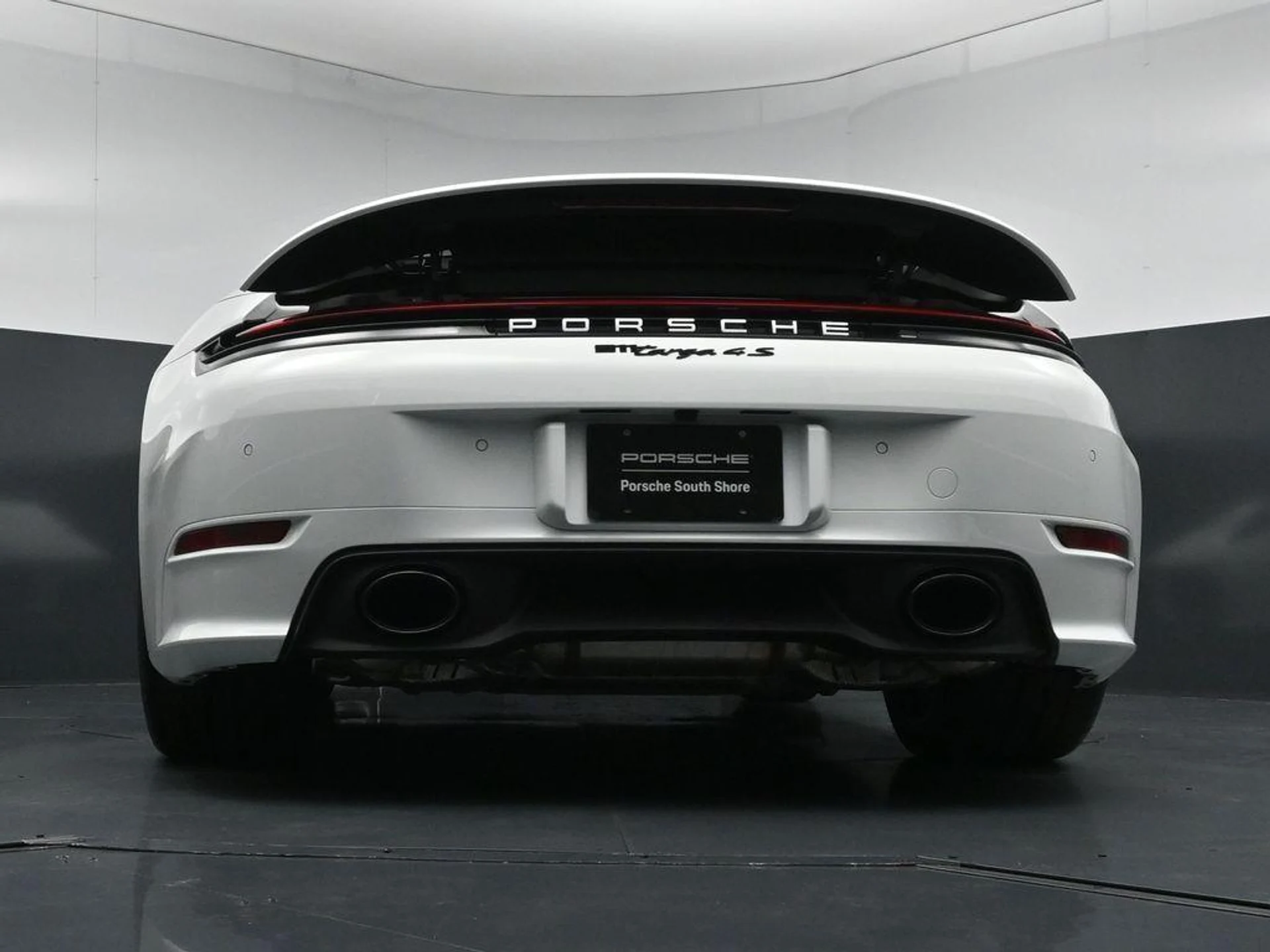 mph022_1055121179_CP_3qg_H_Zp_Fq_9_Fm_C4_H_Zy_Xe_Yz0_Bc_9d47543344