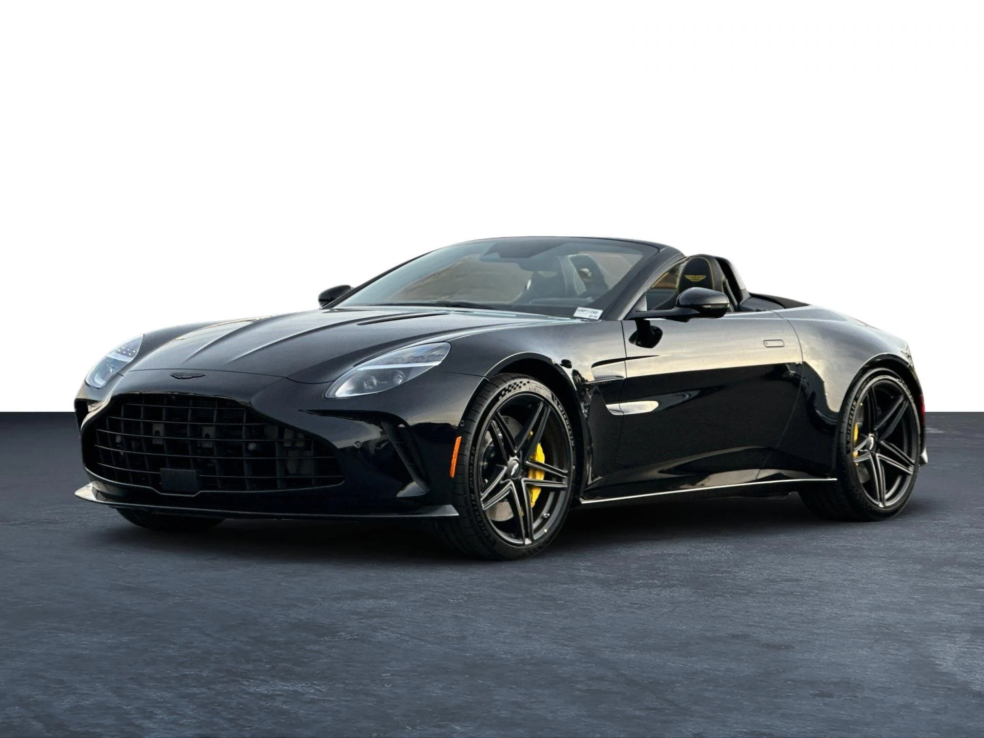 mph022_1055991205_New_2026_Aston_Martin_Vantage_Roadster_1764774706_46ecee7a53