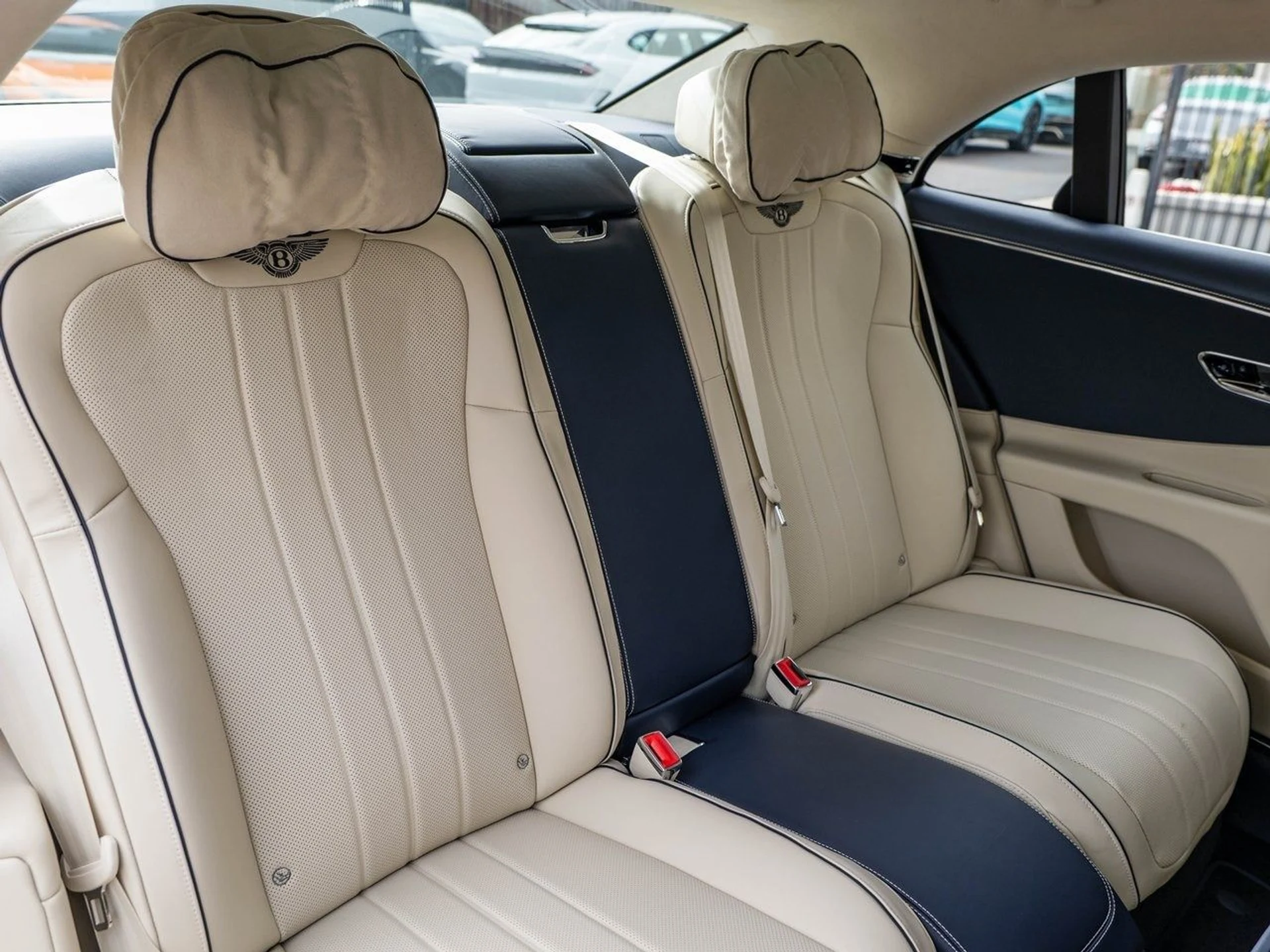 mph022_1061126318_d6cad643b035d1181ada33578a08dc89x_e32cf54ecb