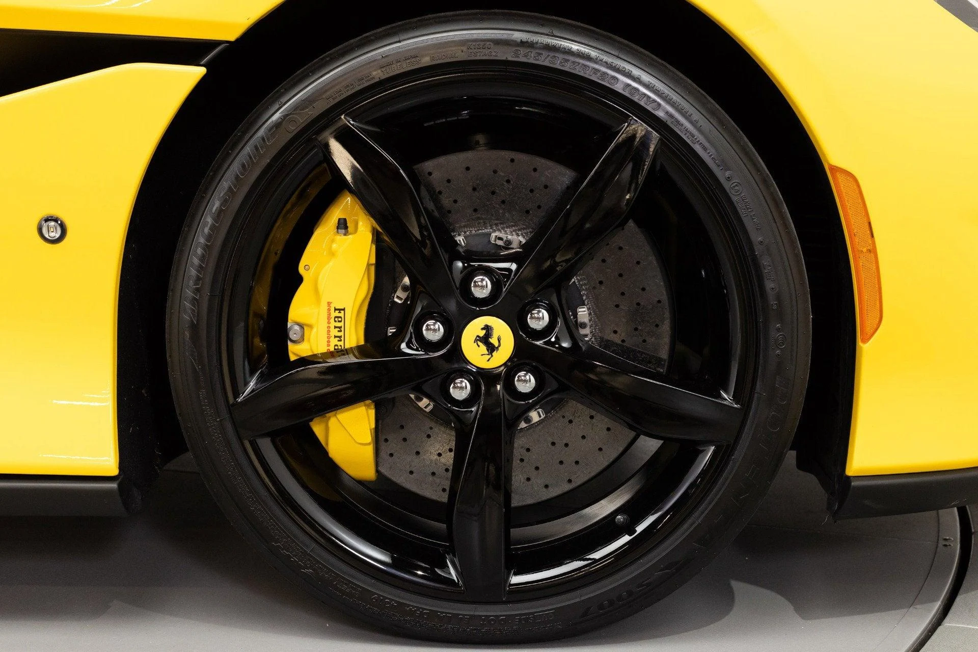 mph022_1063240190_Used_2020_Ferrari_Portofino_1777367910_bd7eaaa7fd