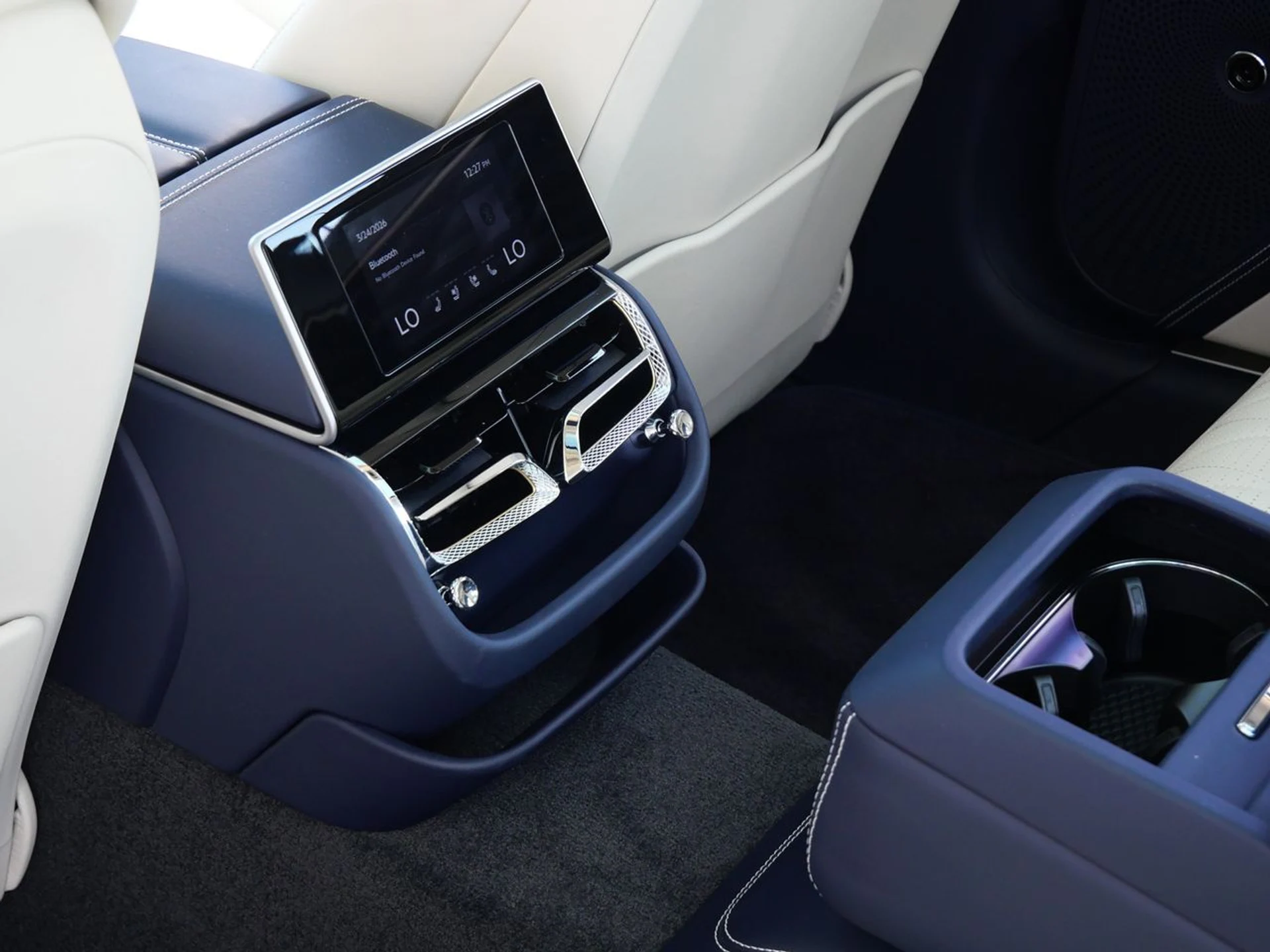 mph022_1065572412_32e9198baf62771c0b291e0493a60566x_74bcae9ae9