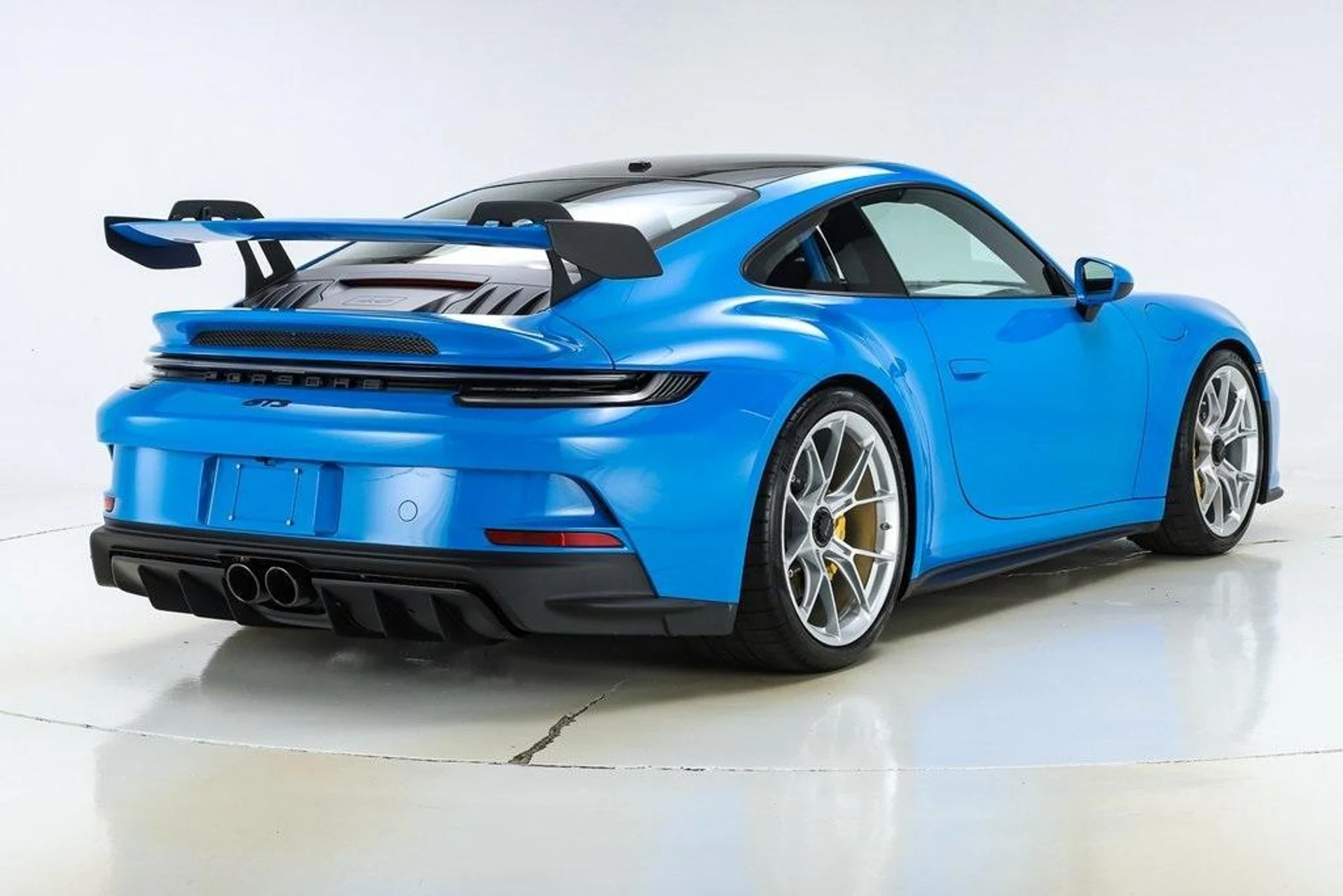 mph022_1070029446_V7_Cl_R8_Ksw_D_Nj_CTZ_6av_Xhrm_V_i0_3618b32454