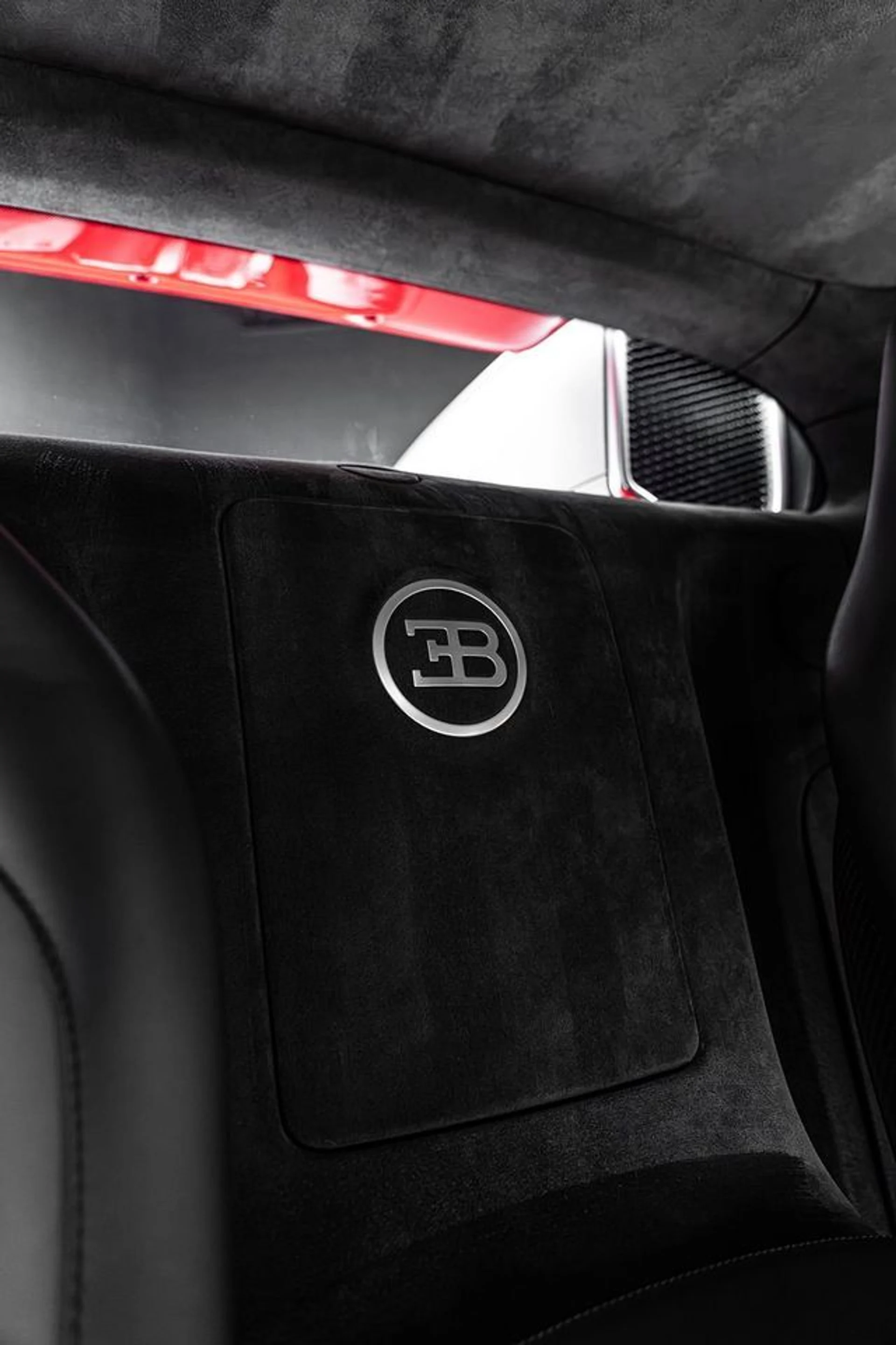 mph022_1071907822_used_2008_bugatti_veyron_9689_23069704_27_640_ffdea28495