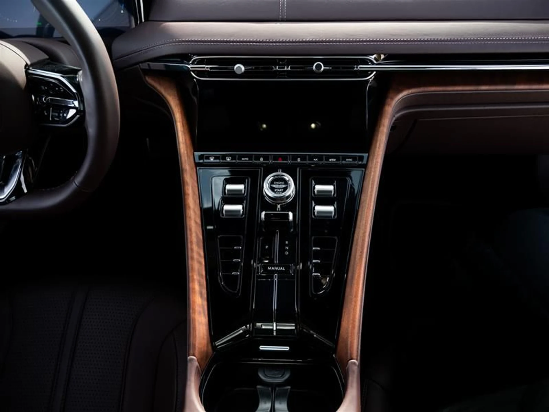 mph022_1073062817_0hac2axl_1366a5d03f