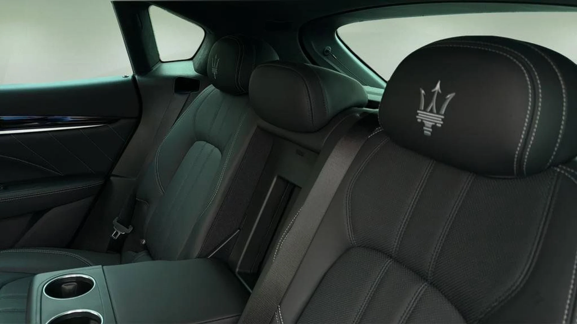 mph022_1075023365_30c0e833c4974e3e8853d49973a5a4bc_e3bd75c1ae