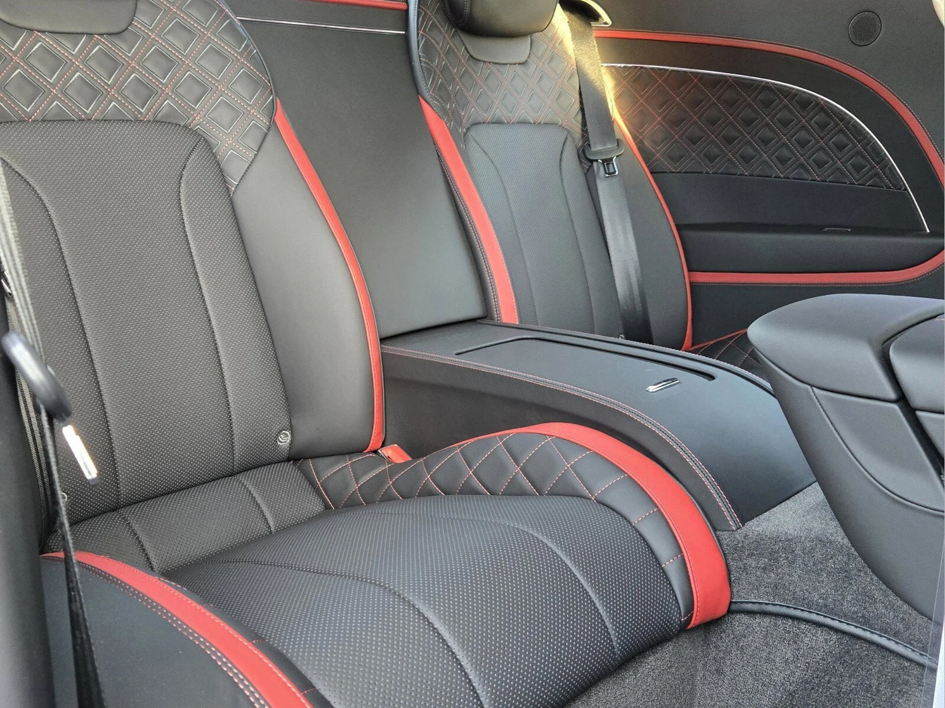 mph022_1075984552_d85815c2d3617a5af6e49677c4a9d9a9x_a9a43e3029